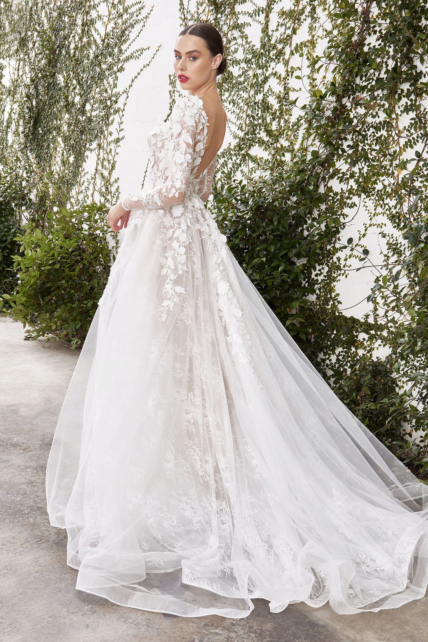A1067W YVAINE WEDDING GOWN Andrea & Leo