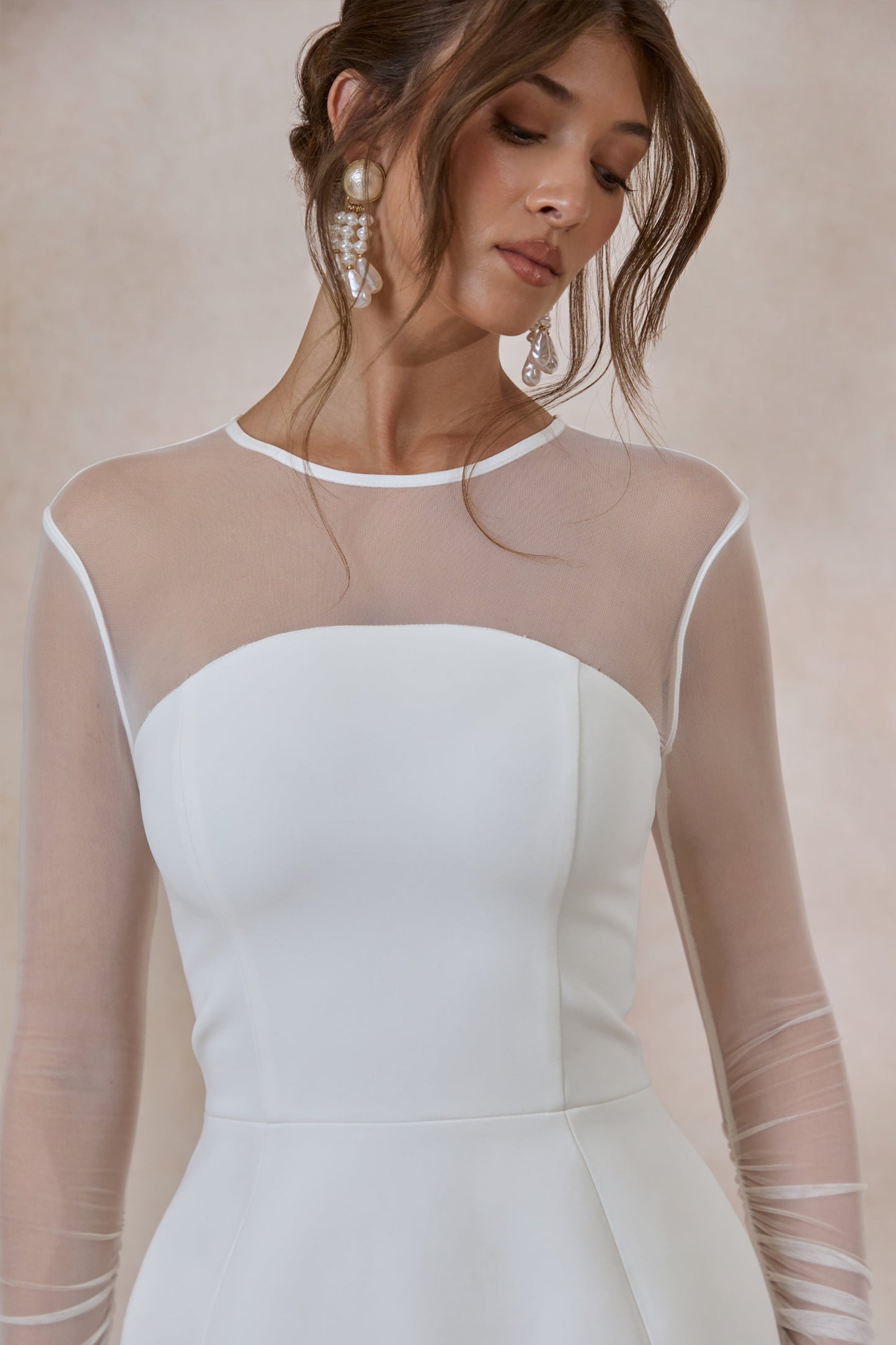 Unveila | White Crew-Neck Mini Dress With Mesh-Detailing