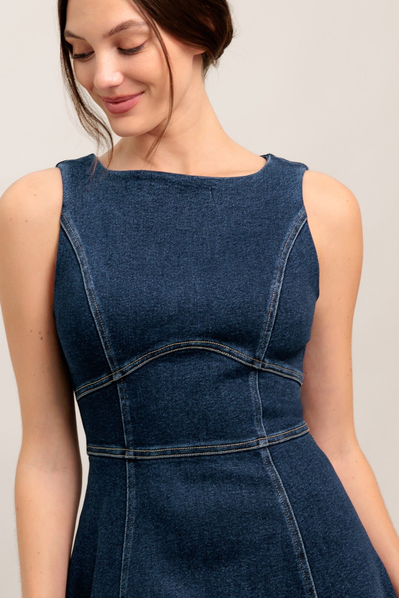 SIMPLE STATEMENT SLEEVELESS DENIM MIDI DRESS