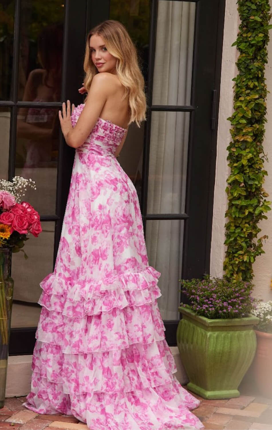 40026 Ava Presley Chiffon Floral Print Dress with Keyhole