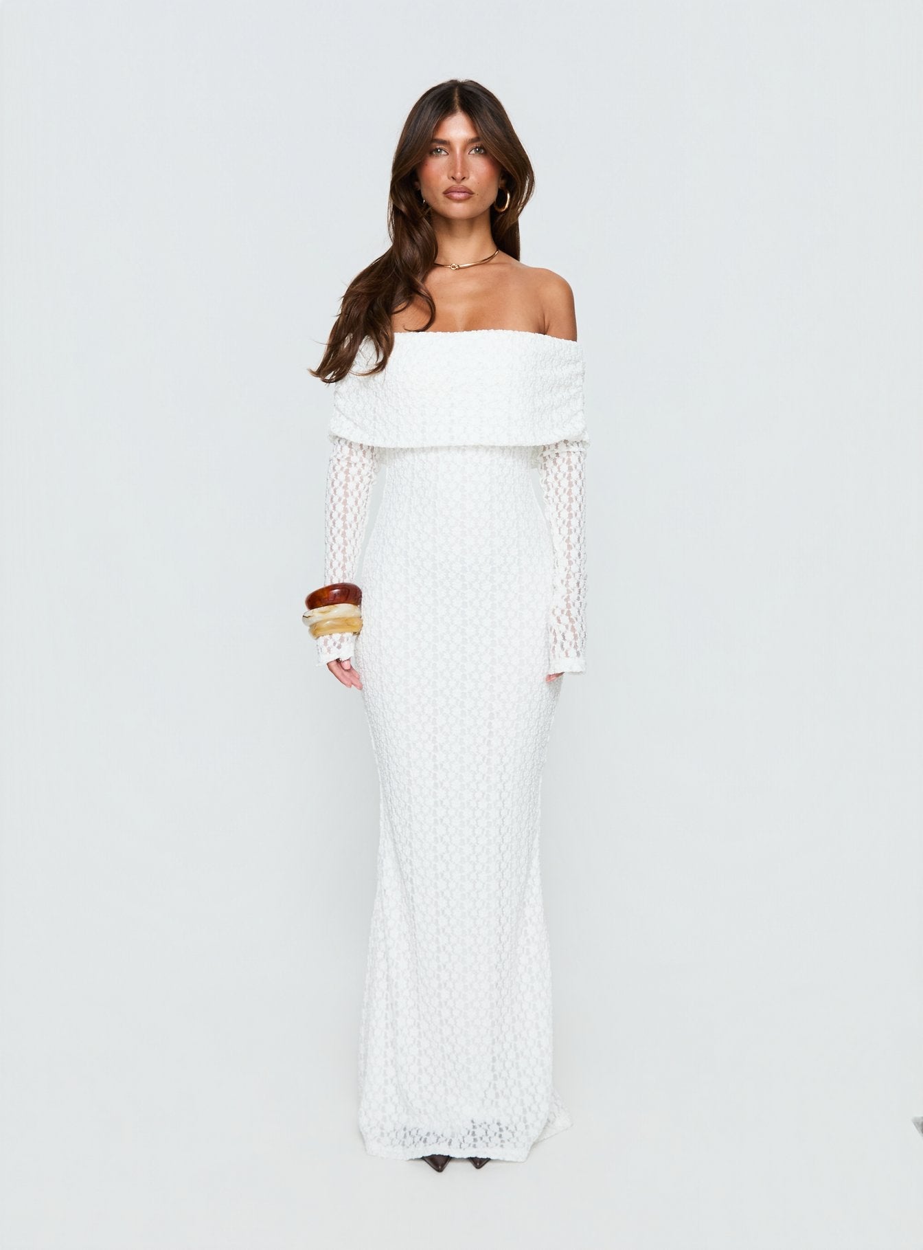 Sofenna Long Sleeve Off Shoulder Maxi Dress White