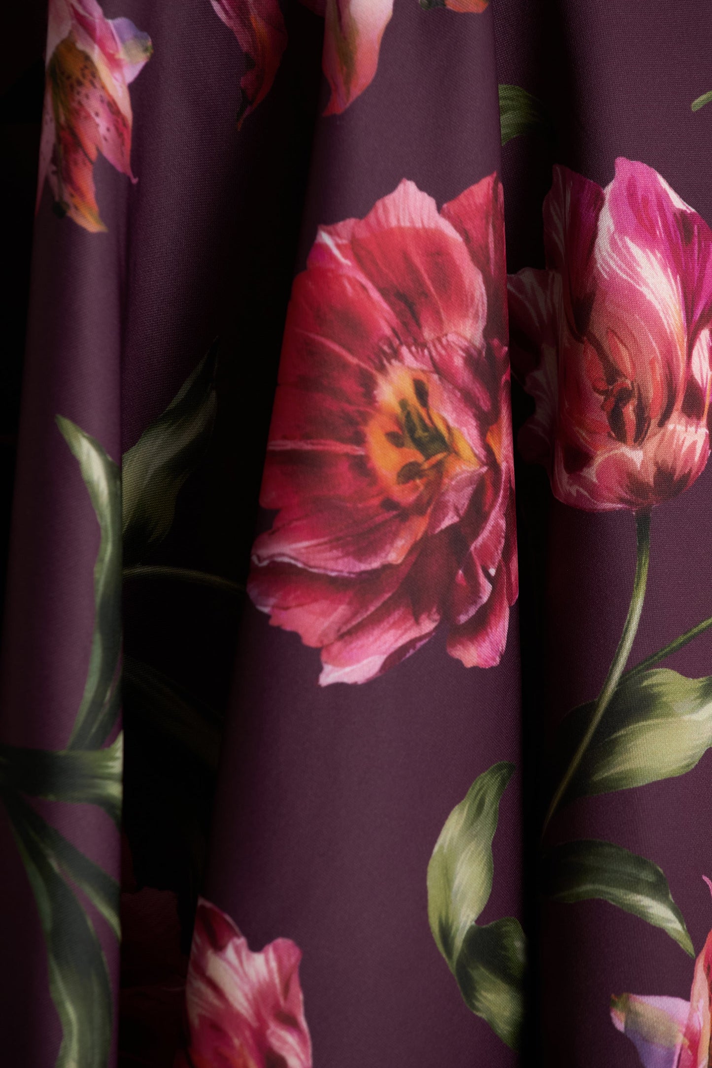 Magic | Burgundy Floral Print Sweetheart-Neck Mini Dress
