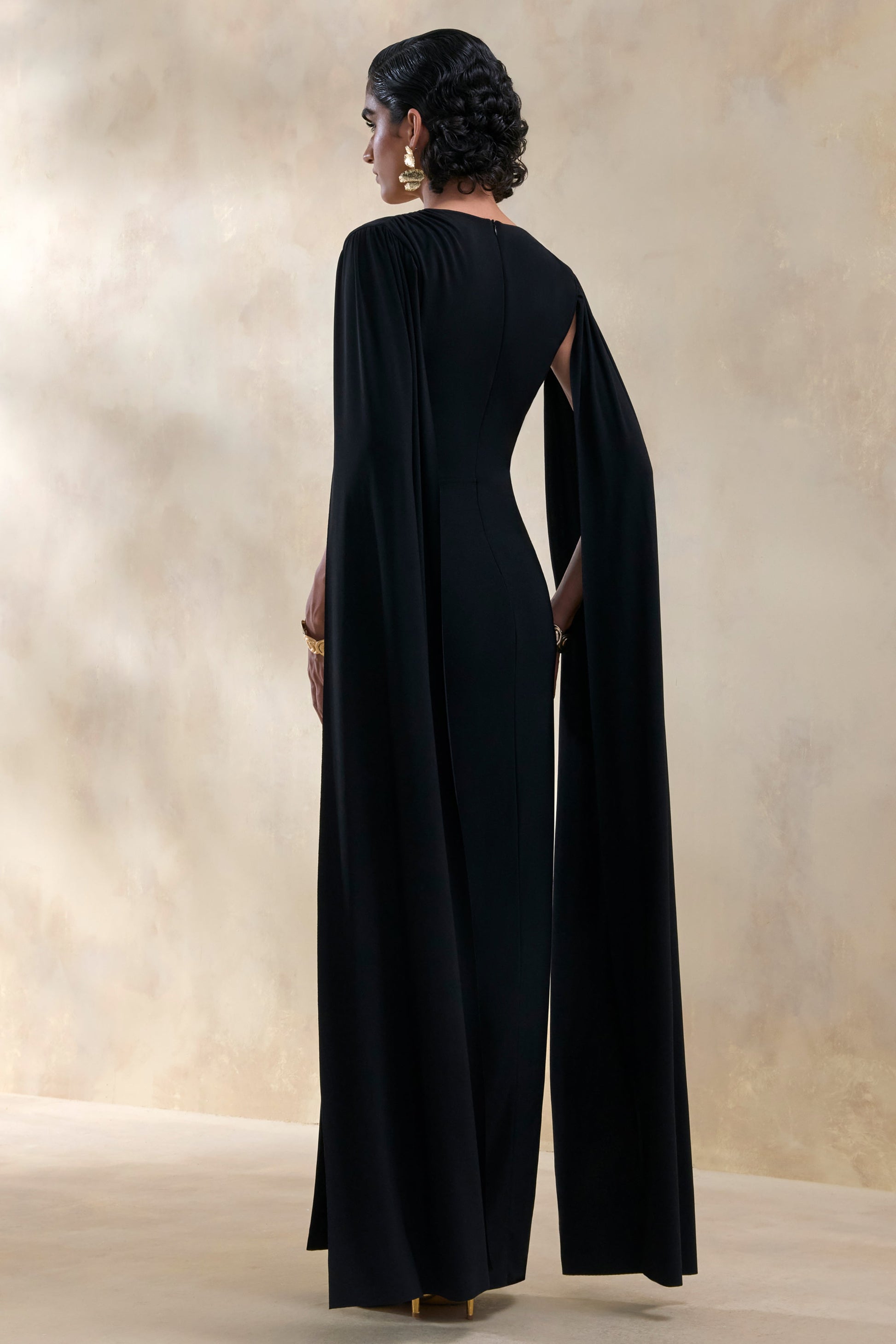 Ulissia | Black V-Neck Maxi Dress With Cape-Sleeves
