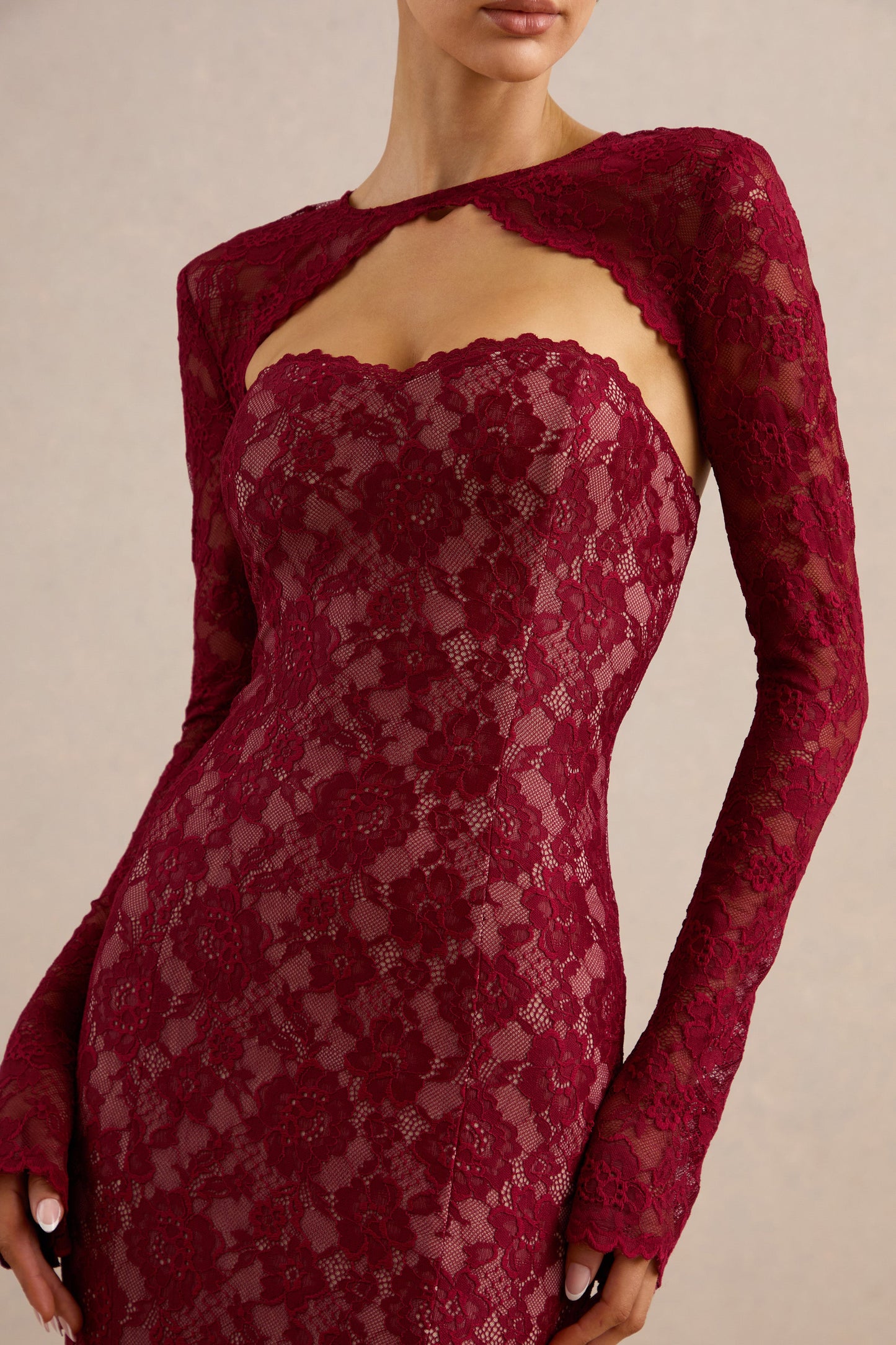 Mirellia | Dark Red Lace Sweetheart-Neck Maxi Dress