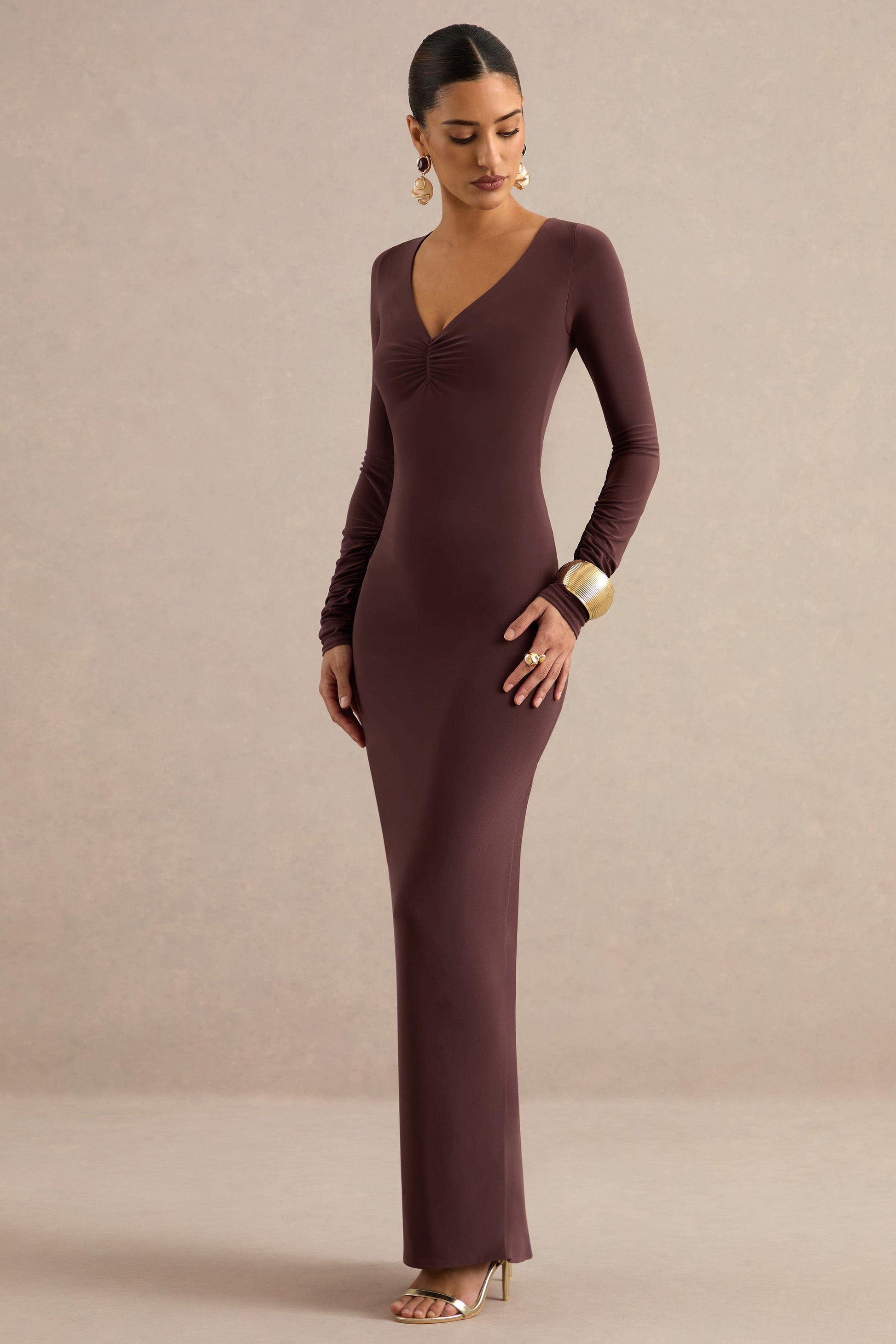 Lucina | Dark Brown V-Neck Maxi Dress With Ruched Detailing