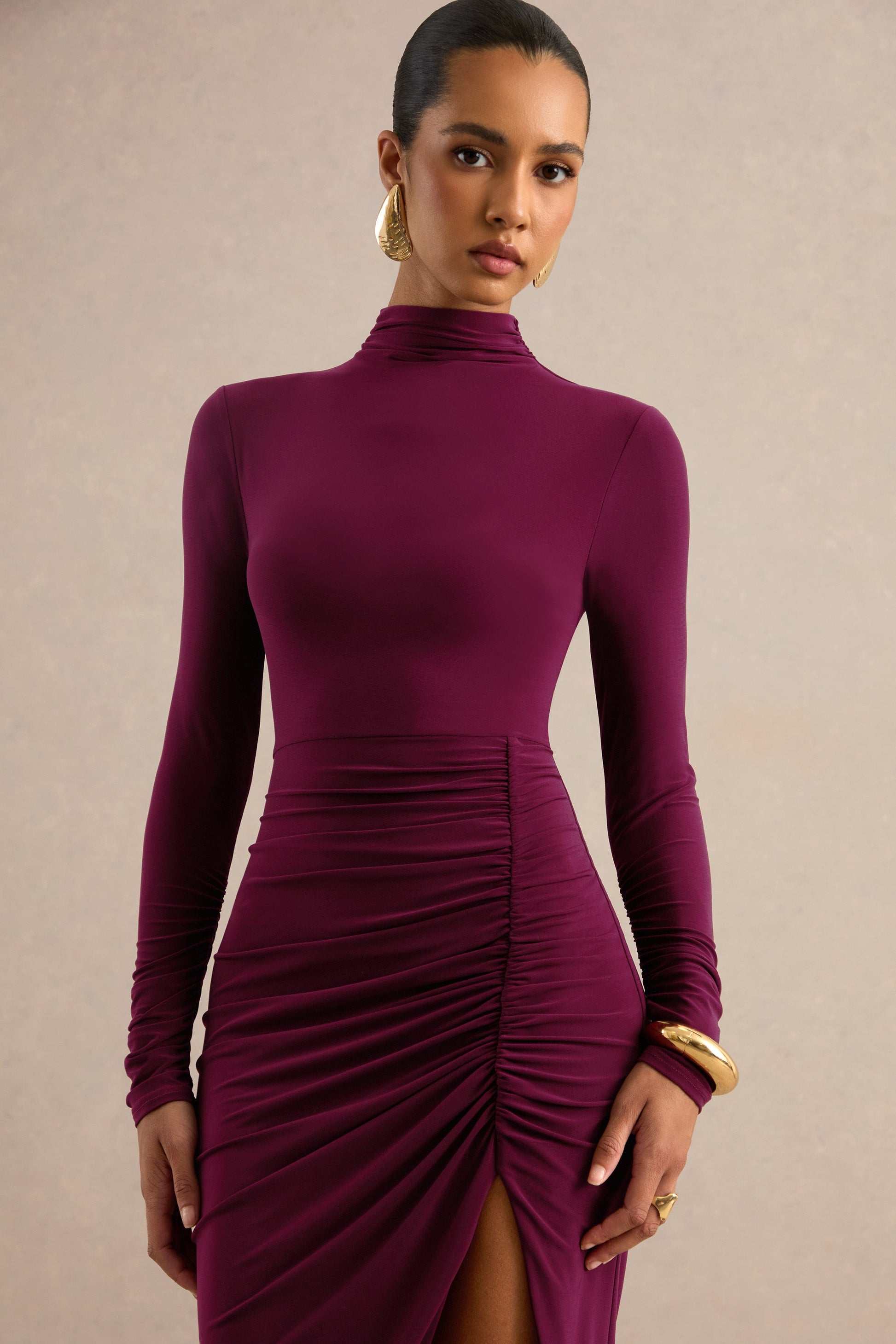 Faylinn | Burgundy High-Neck Midi Dress With Draped Detailing And Front Split