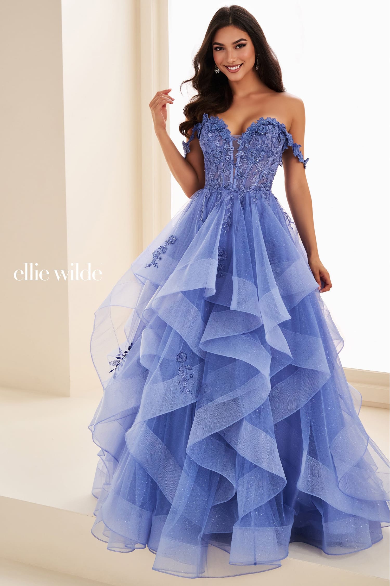 EW35084 Ellie Wilde