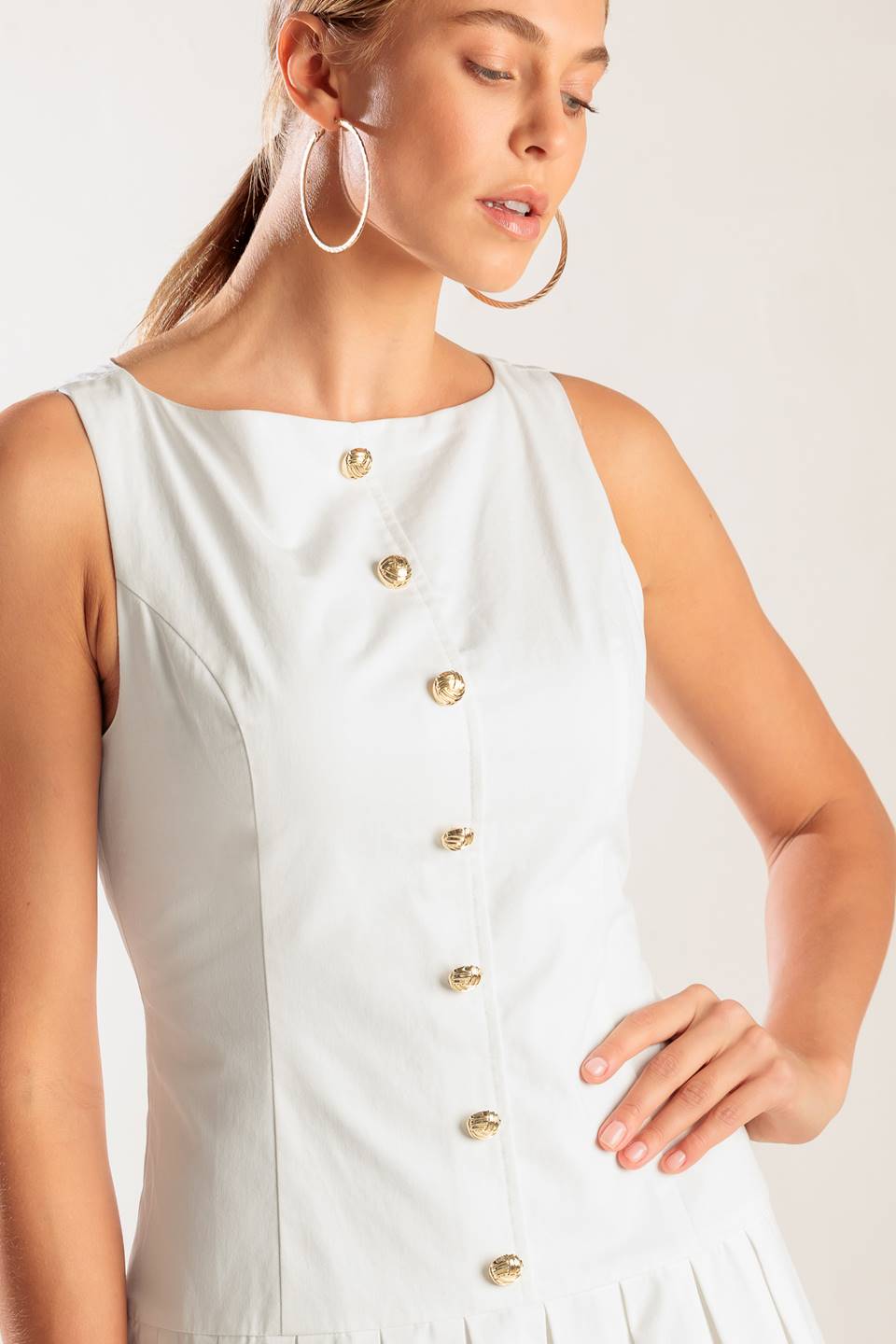 NO COMPARISONS PLEATED SKIRT MINI DRESS WHITE