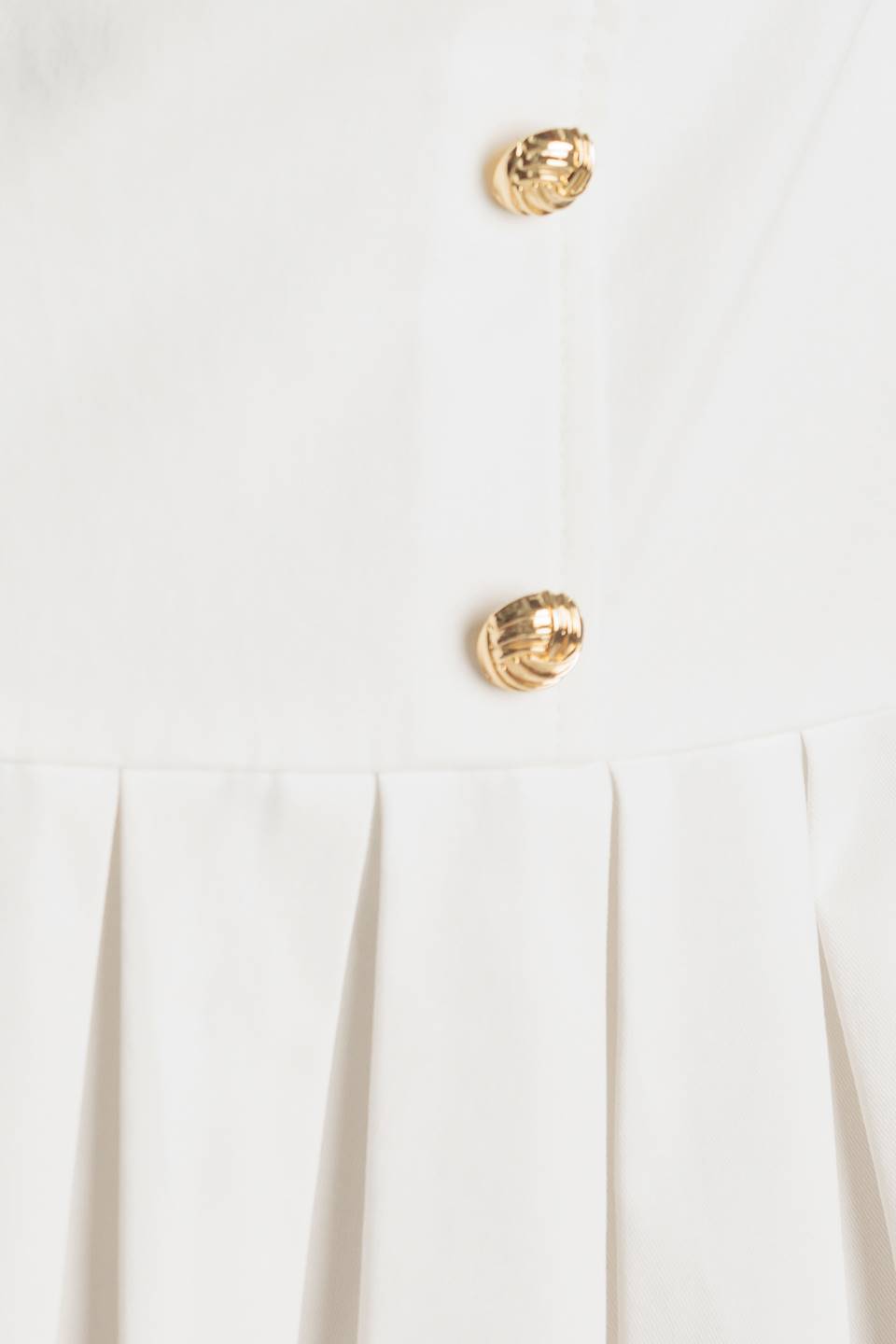 NO COMPARISONS PLEATED SKIRT MINI DRESS WHITE