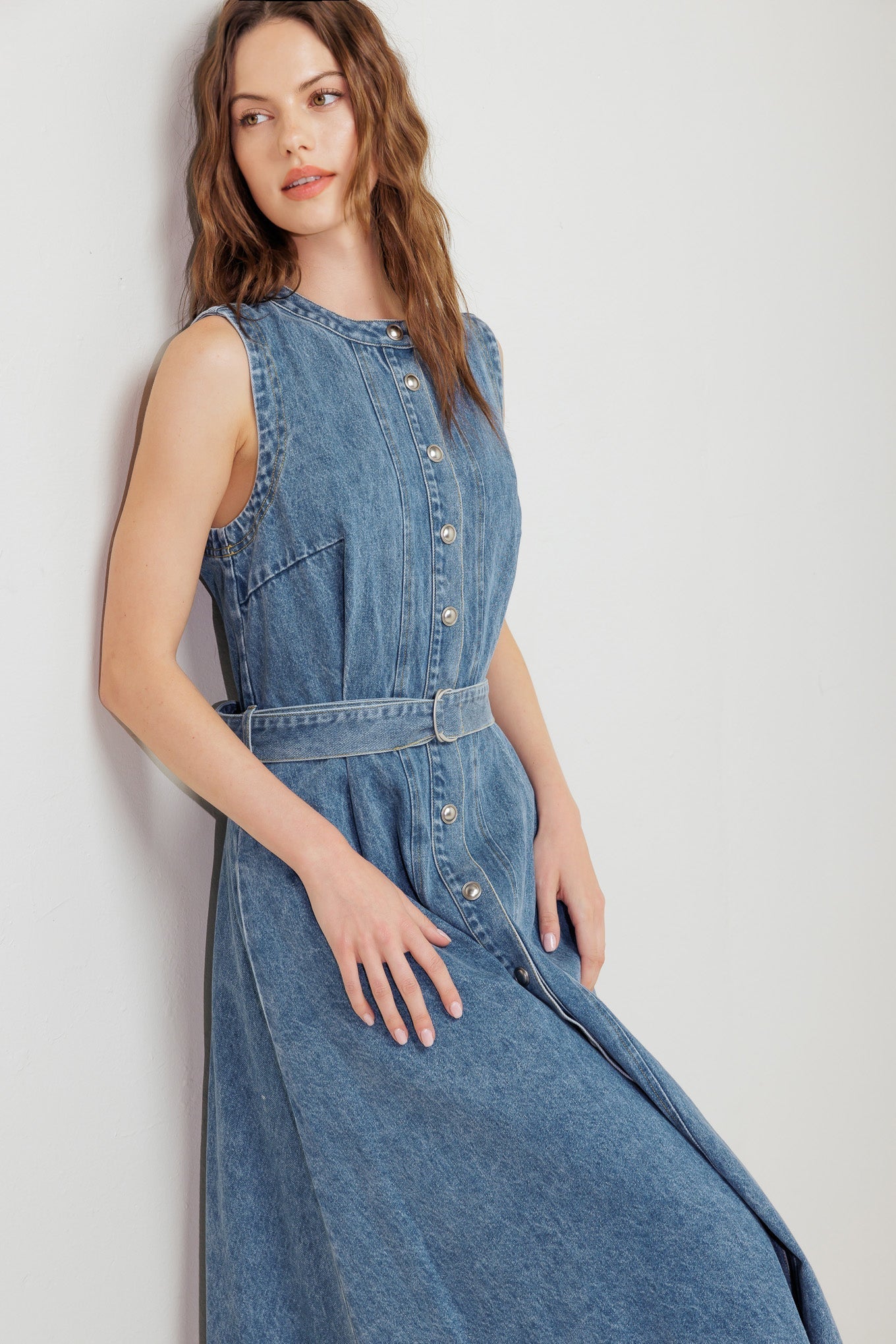 MIDNIGHT RODEO BELTED DENIM MIDI DRESS