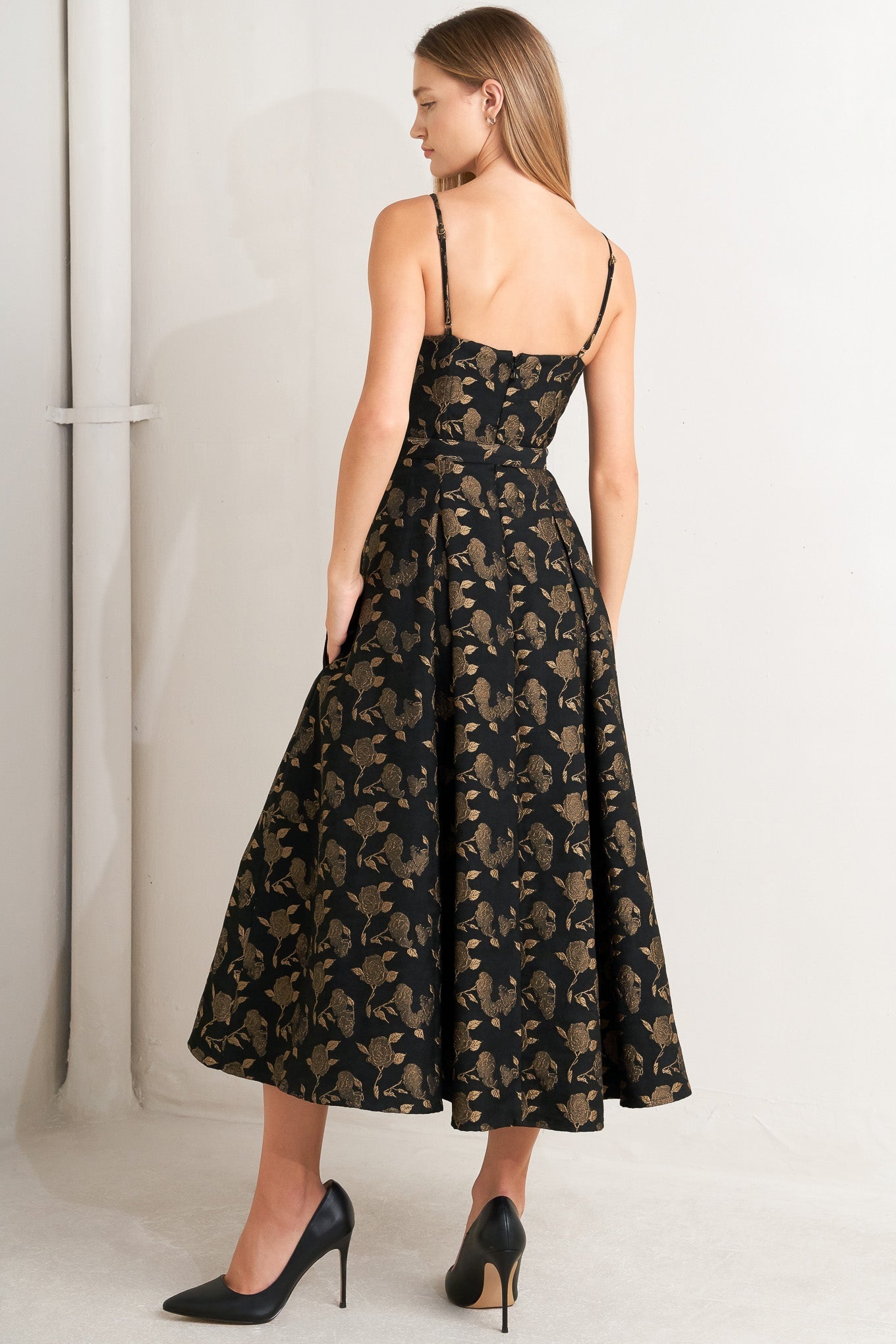 GARDEN OPERA BLACK & BROWN MIDI DRESS
