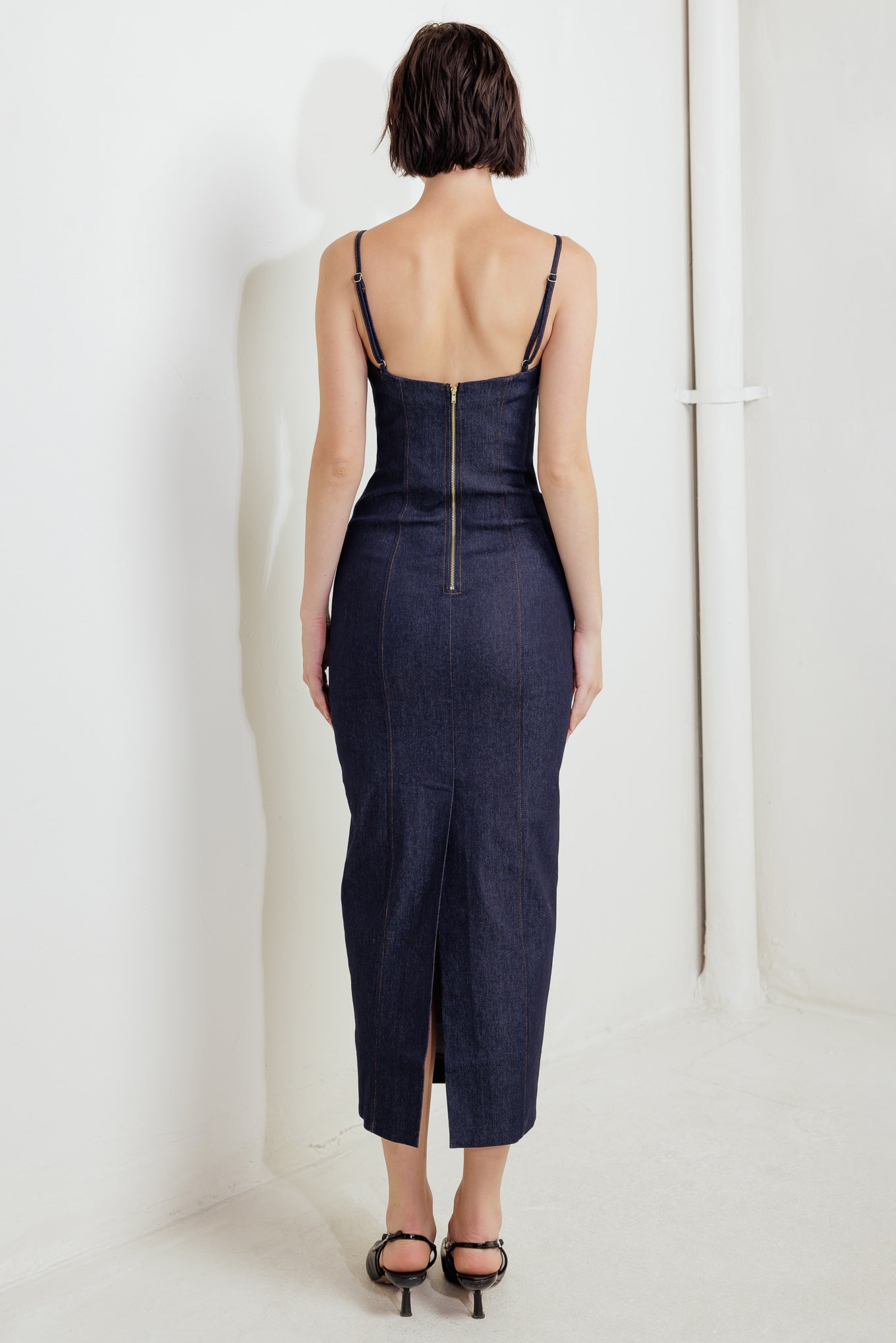 CAROLLA POINT FITTED DARK DENIM DRESS