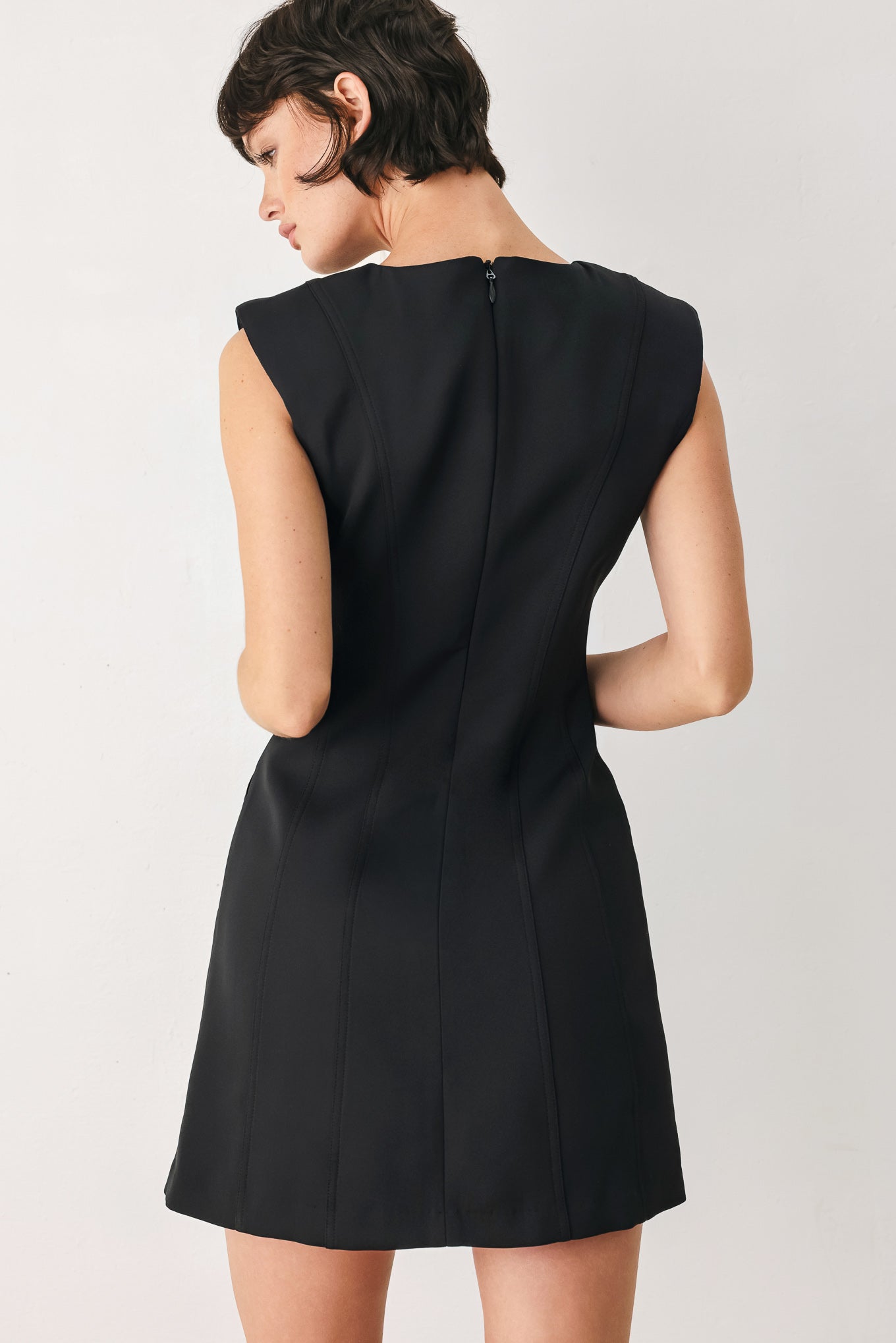 THE MODERN ICON MINI SHIFT DRESS