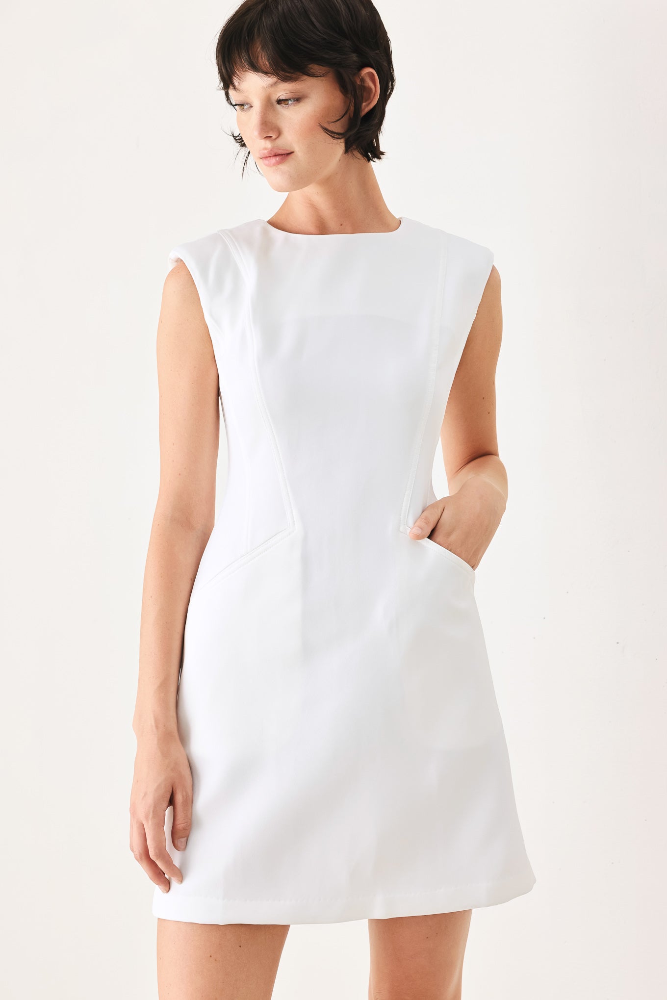 THE MODERN ICON MINI SHIFT DRESS