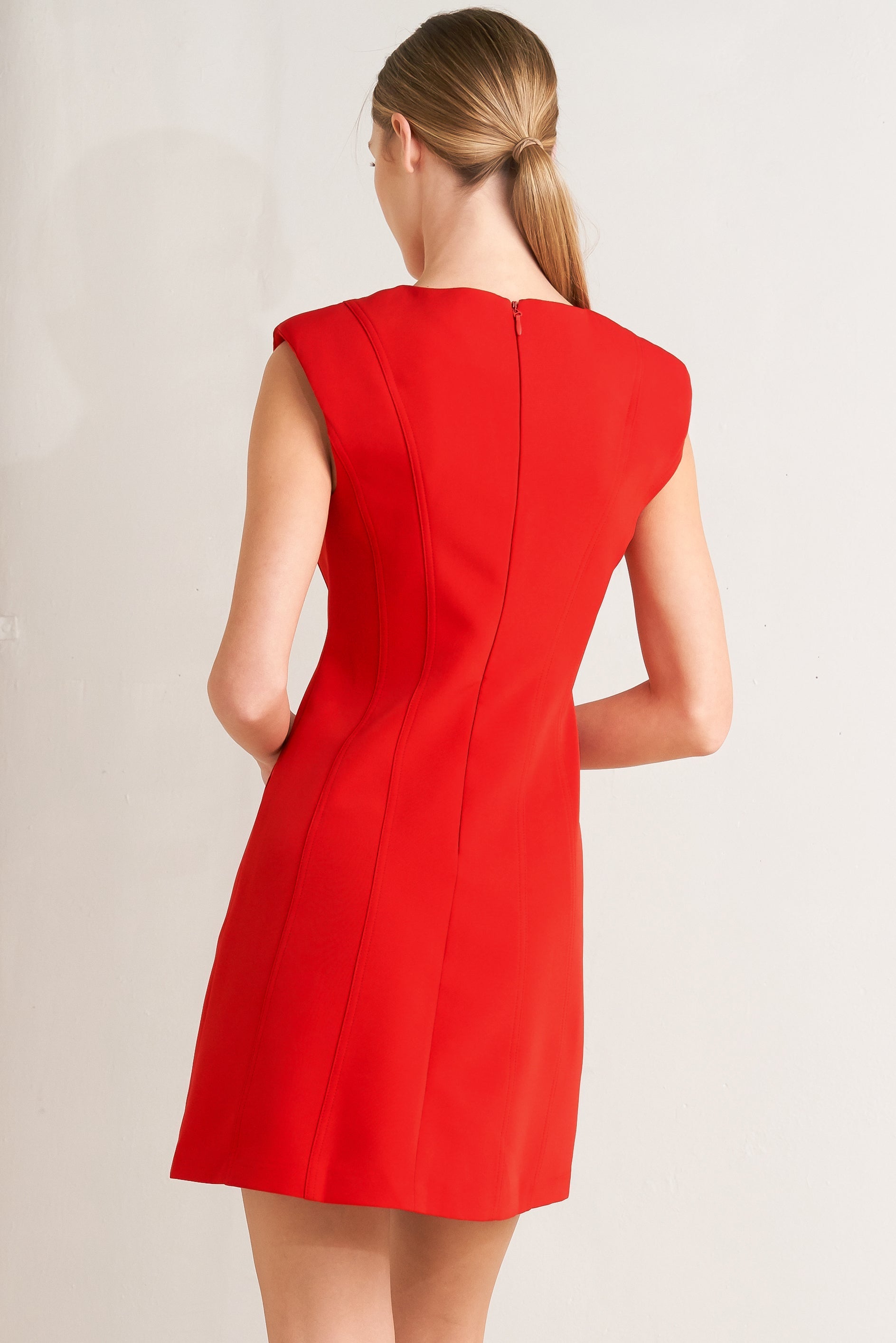 THE MODERN ICON MINI SHIFT DRESS