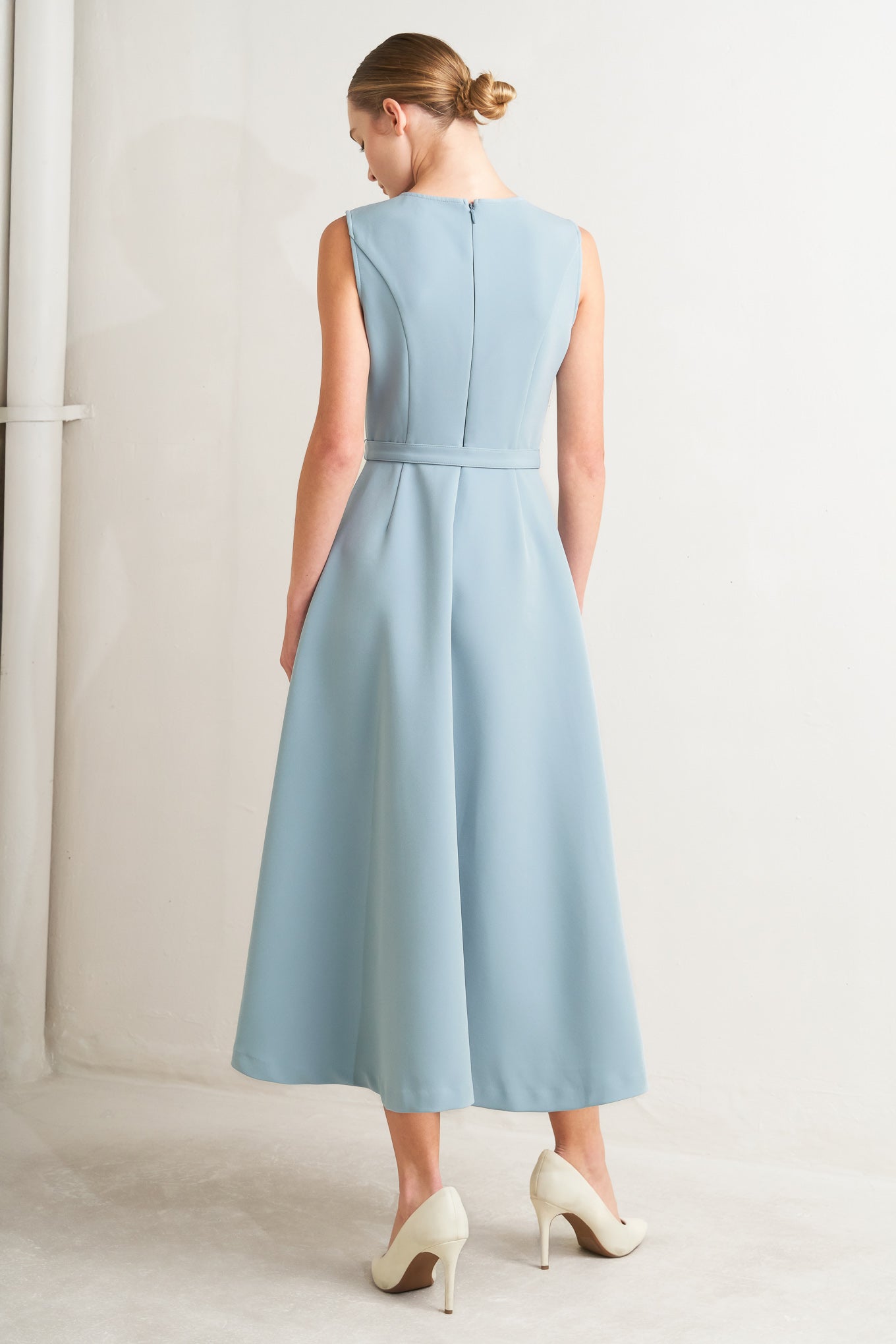 SOFTLY SPOKEN BLUE PINTUCK MIDI DRESS