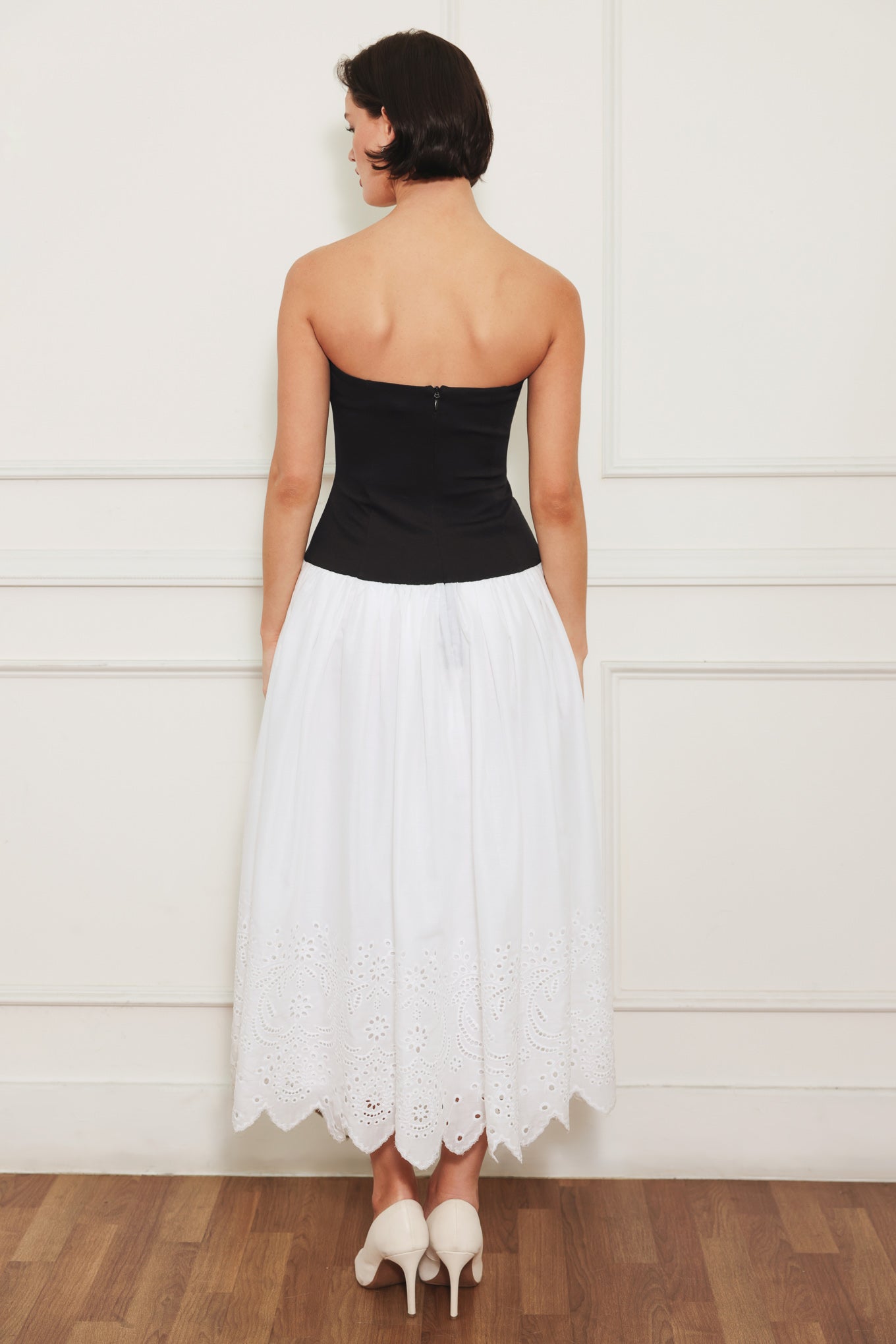 SOFT SPOKEN BEAUTY KNIT BLACK & WHITE MIDI DRESS