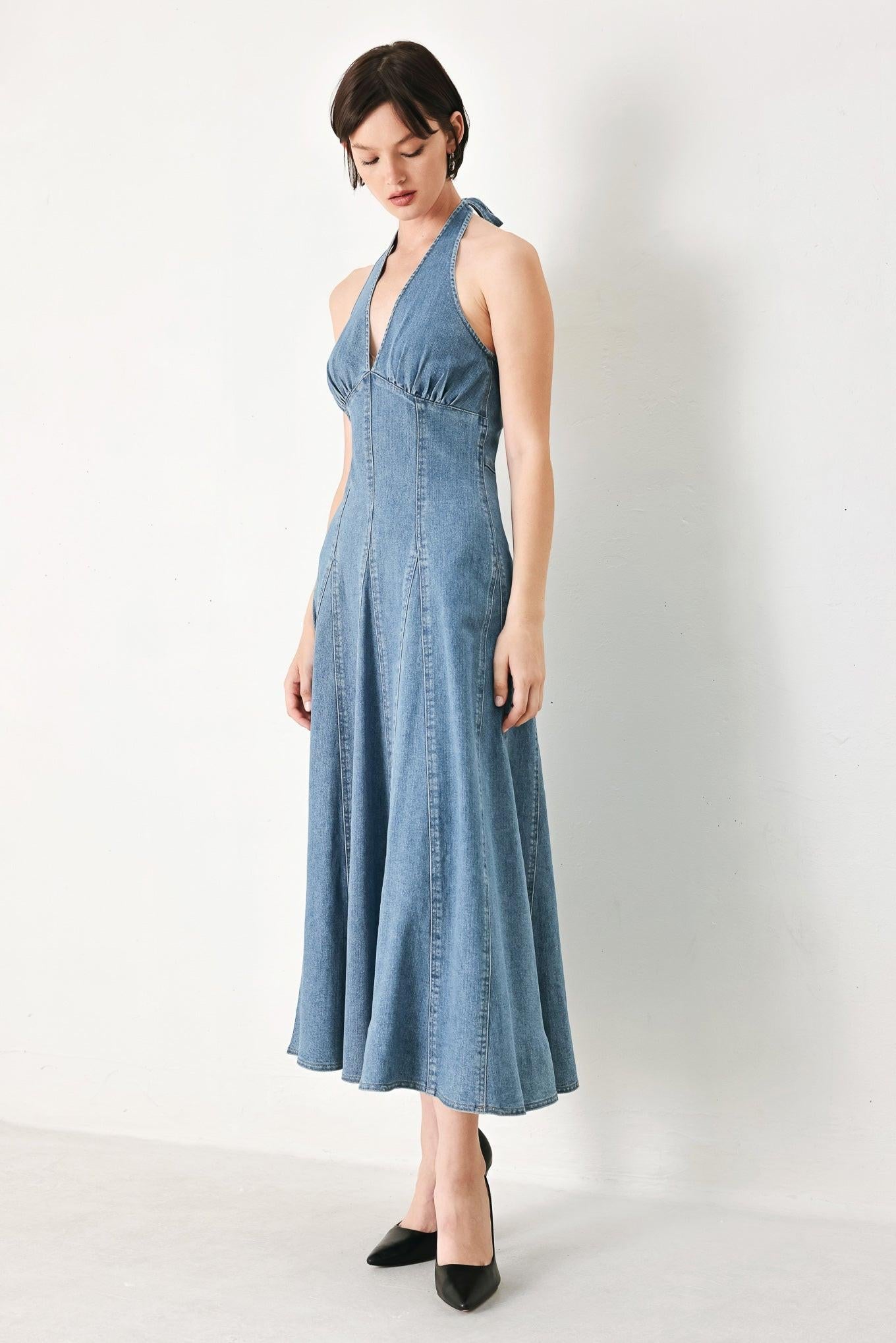 NASHVILLE BLUES HALTER DENIM MIDI DRESS