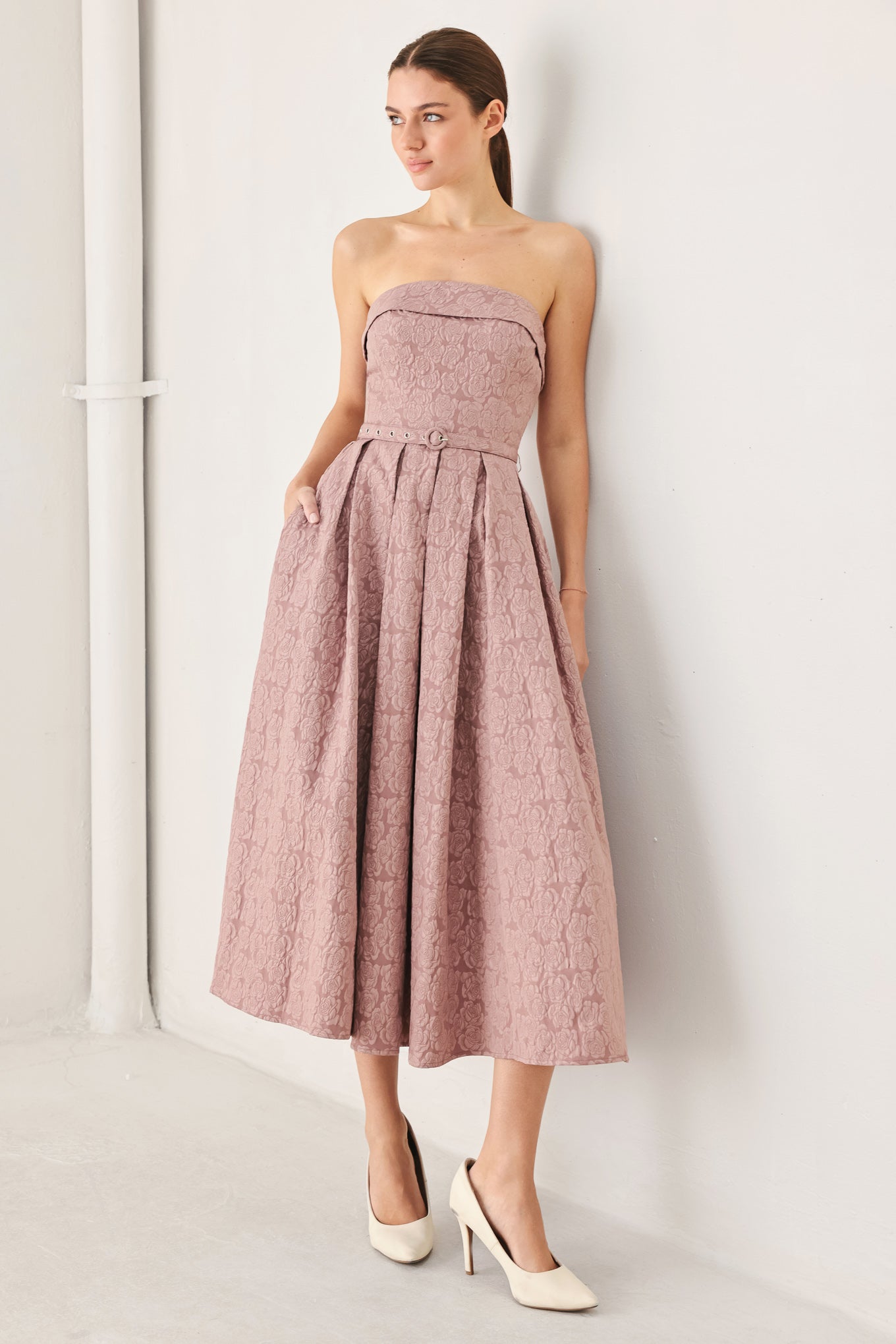 ROSETTE BANDEAU MAUVE MIDI DRESS