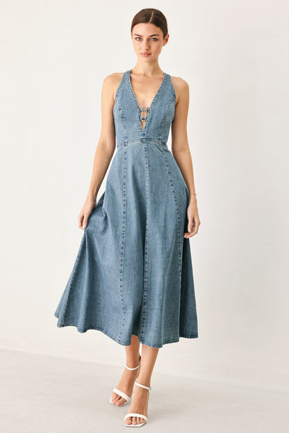 SUNDAY MUSE V-NECK LIGHT DENIM MIDI DRESS