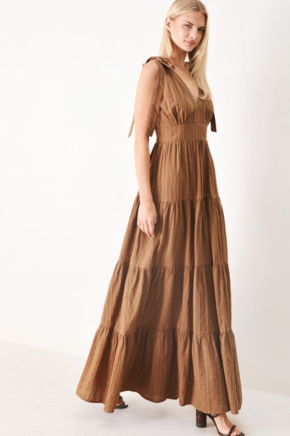 CALM BEAUTY BROWN MAXI DRESS