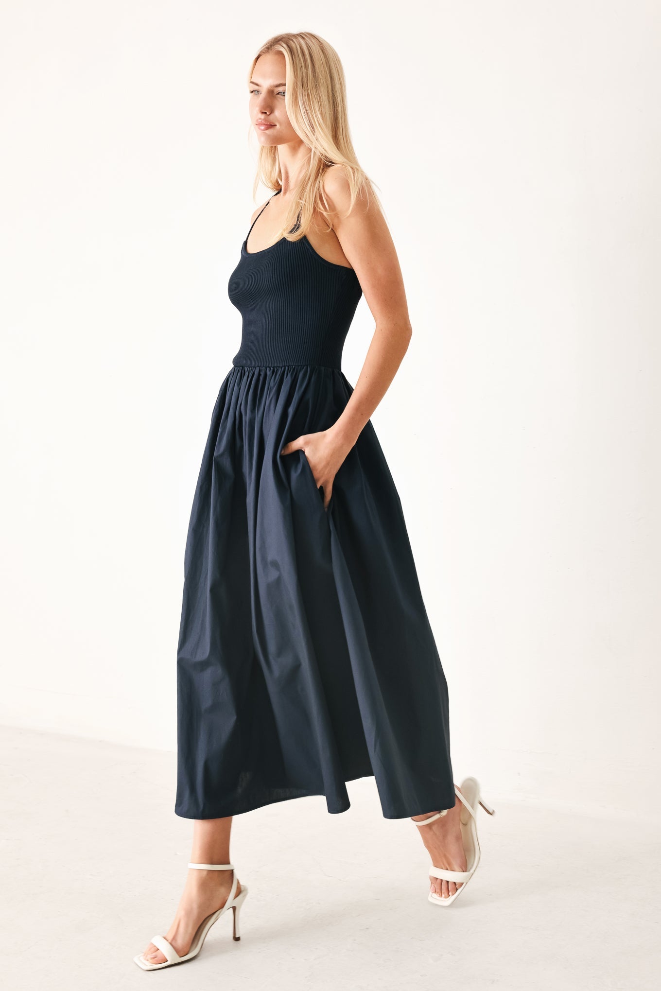 EASY BREEZE NAVY MIDI DRESS