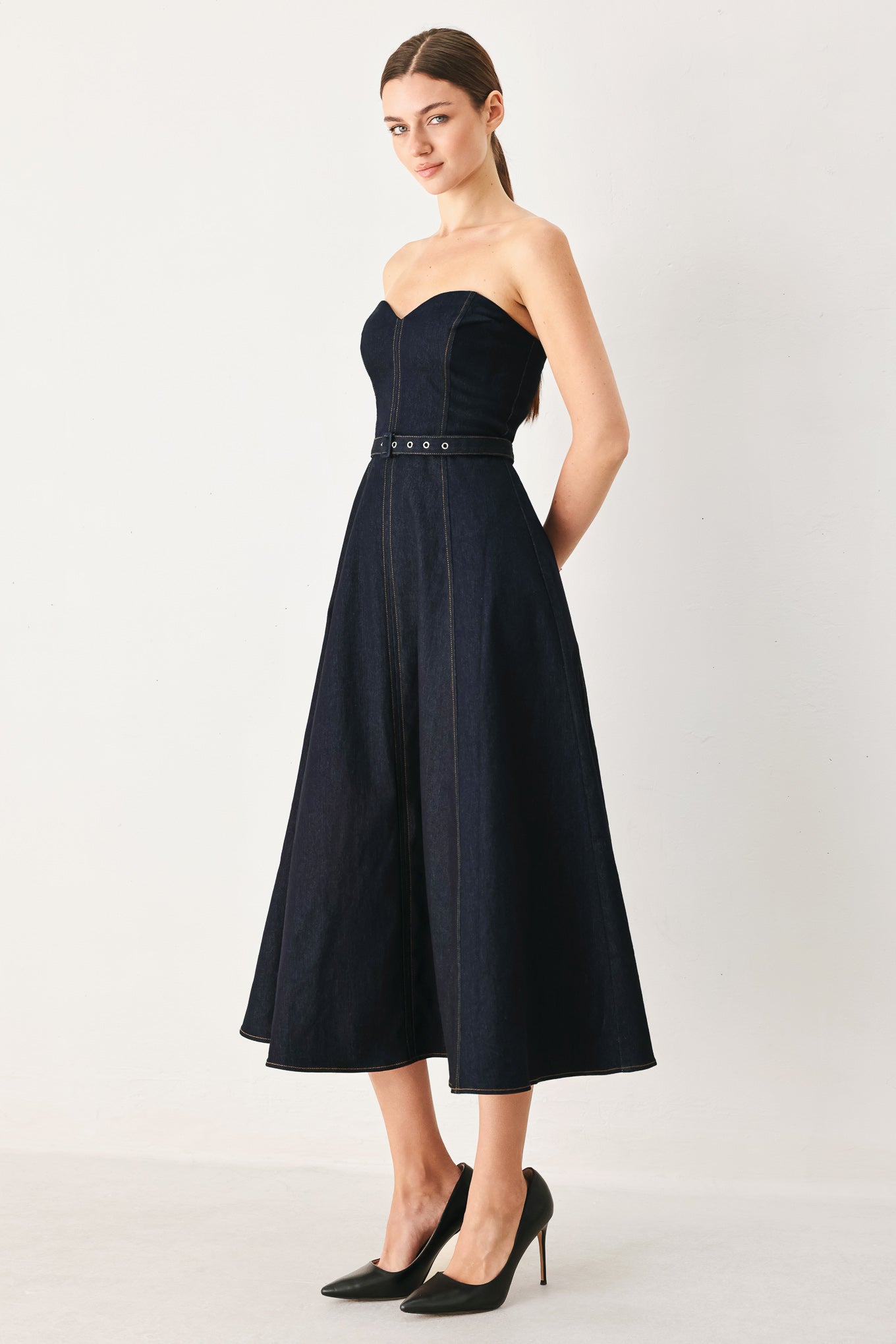 ICONIC INDIGO STRAPLESS DARK DENIM MIDI DRESS