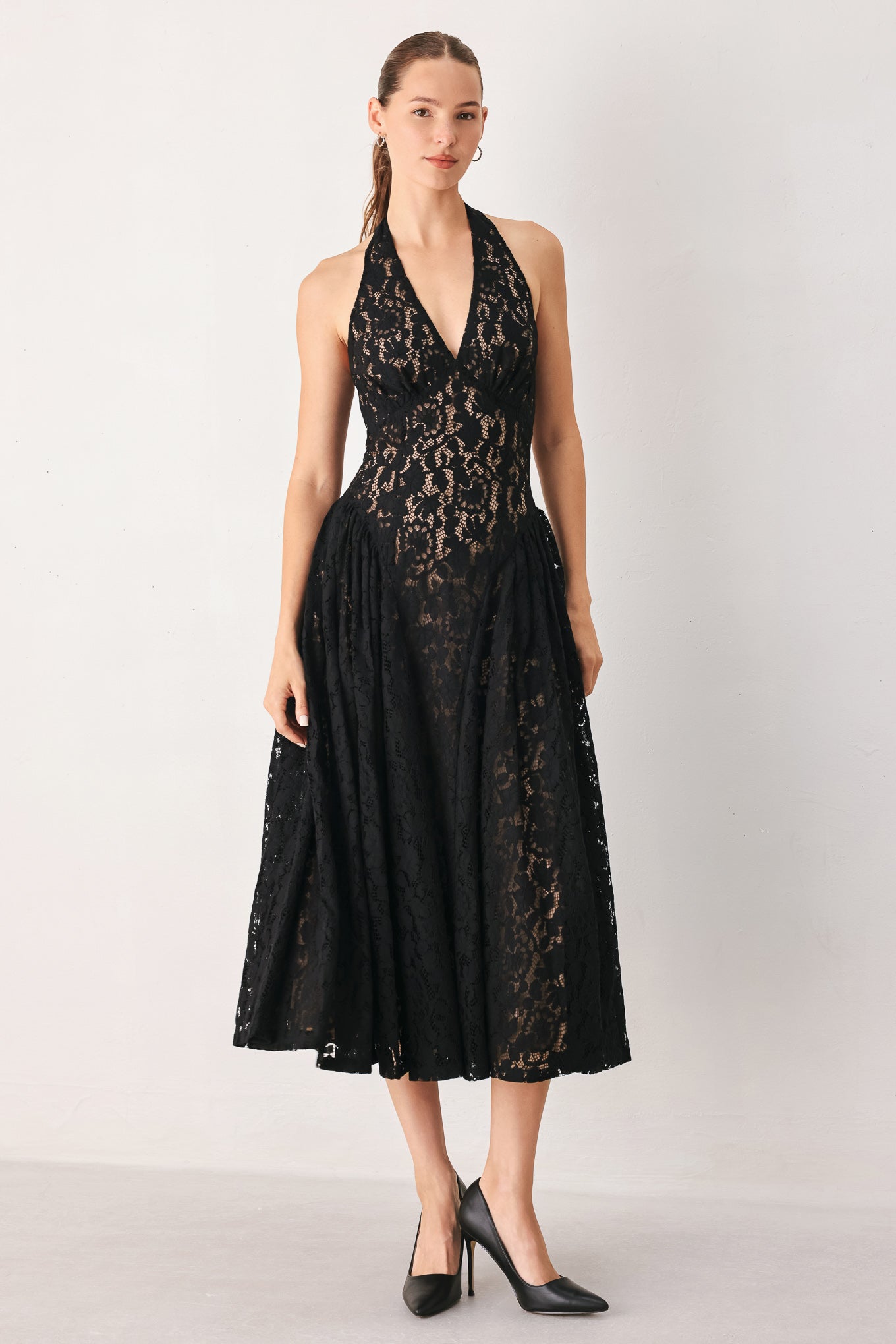 MIDNIGHT OBSIDIAN BLACK LACE HALTER MIDI DRESS