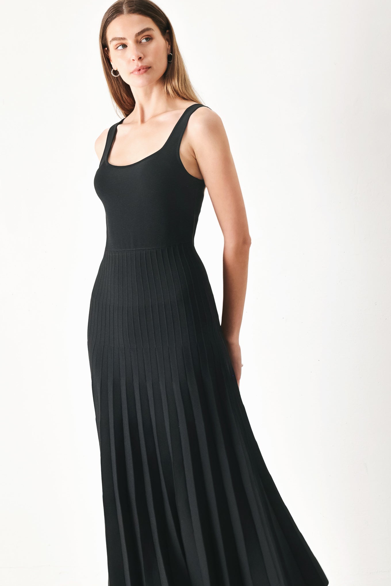 SWEATER KNIT MIDI DRESS WITH PLEATED SKIRT