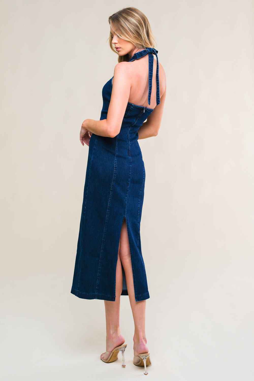 SO QUINTESSENTIAL FITTED HALTER NECK DENIM DRESS