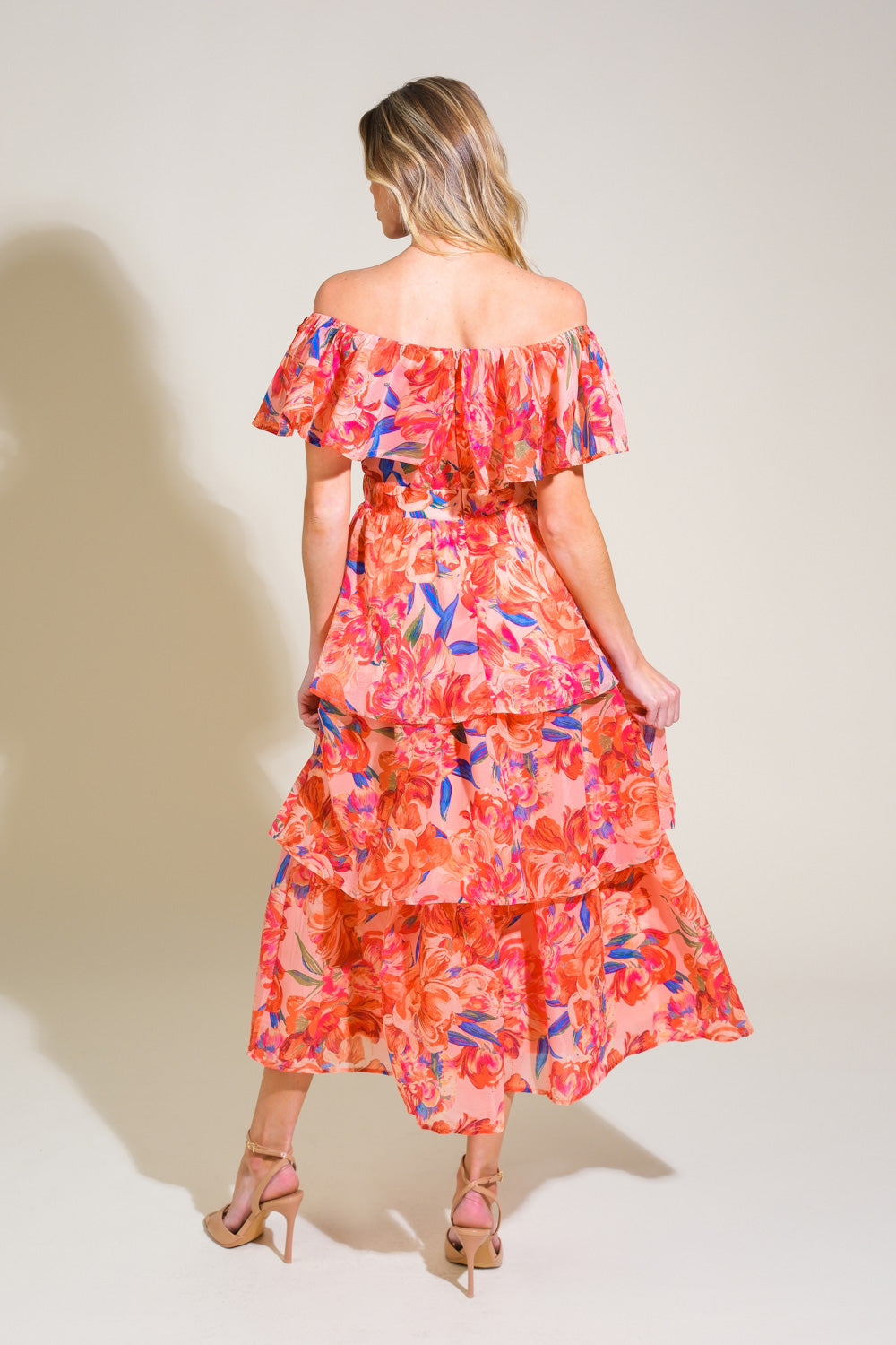 STROLL THE AVENUES MIDI DRESS PEACH