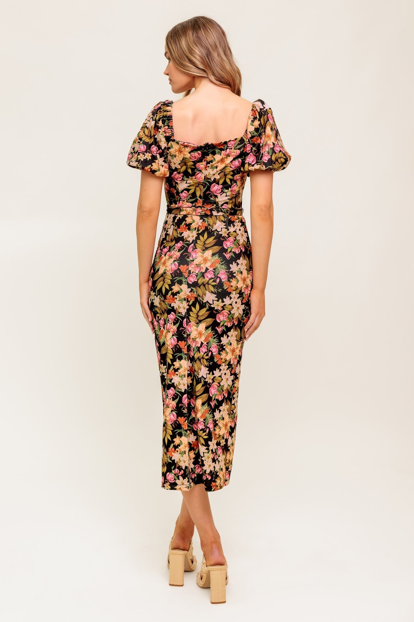 SWEET AT HEART MIDI DRESS BLACK FLORAL FITTED DRESS