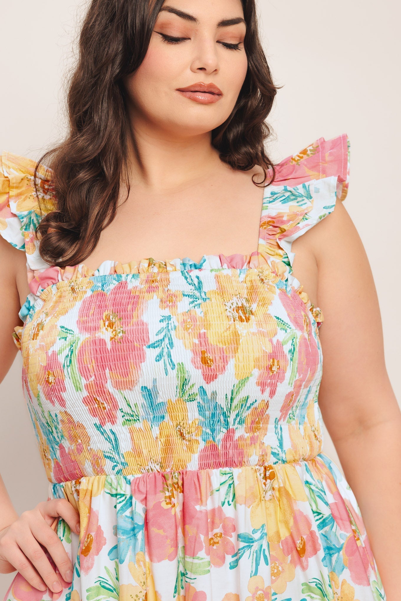 SOFT SUNSHINE FLORAL MIDI DRESS