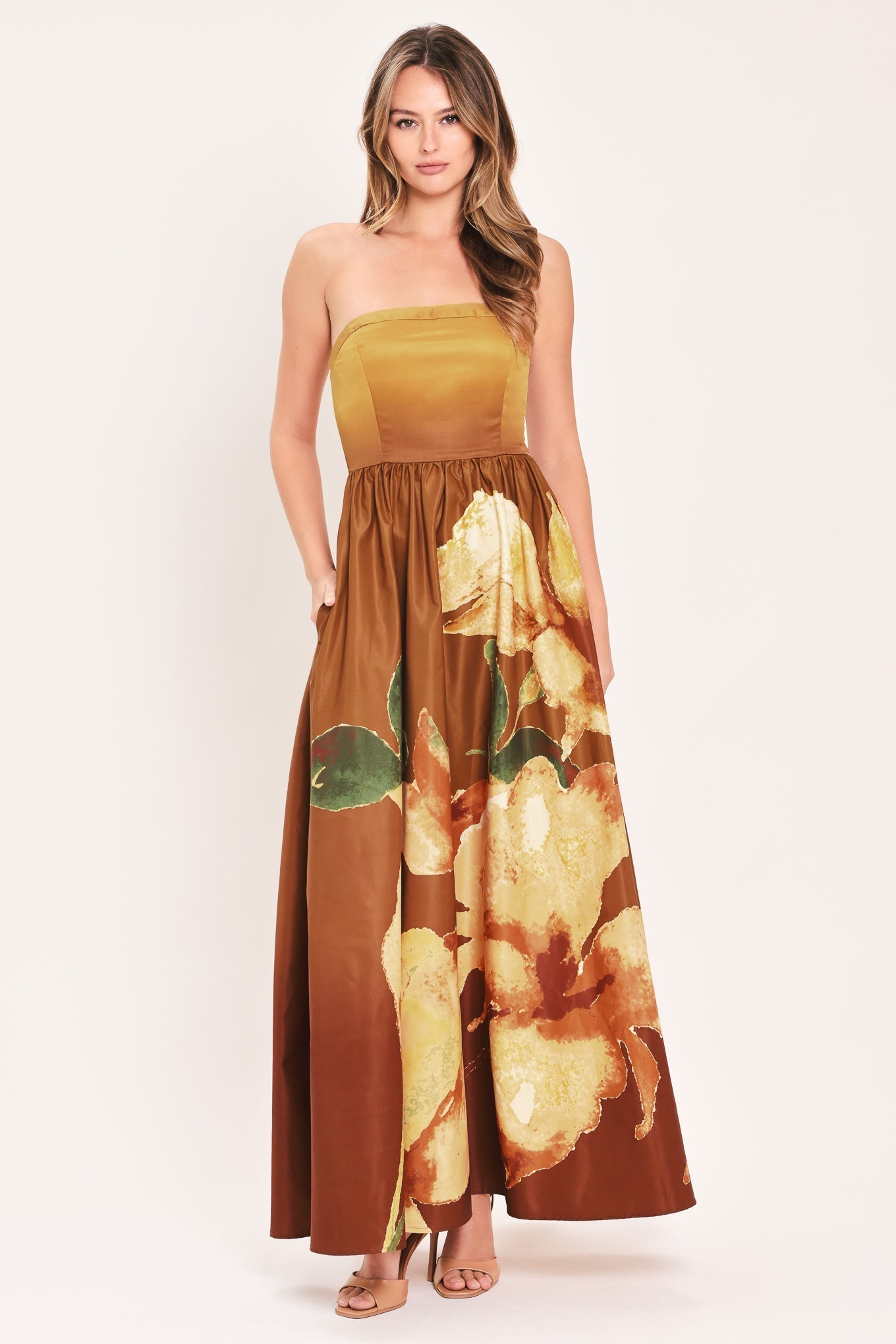 GOLDEN ROSE GLOW STRAPLESS FLORAL PRINT MAXI DRESS