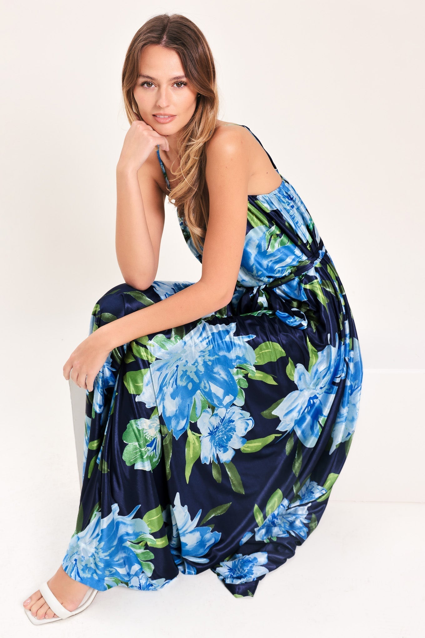 ELEGANT NAVY & BLUE BLOSSOM MAXI DRESS