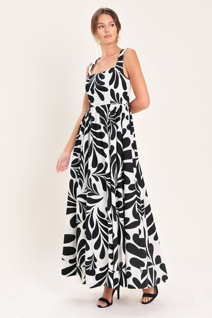 MONO BLOOM MAXI DRESS WITH KEYHOLE BACK