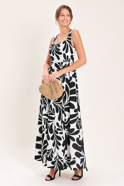 MONO BLOOM MAXI DRESS WITH KEYHOLE BACK