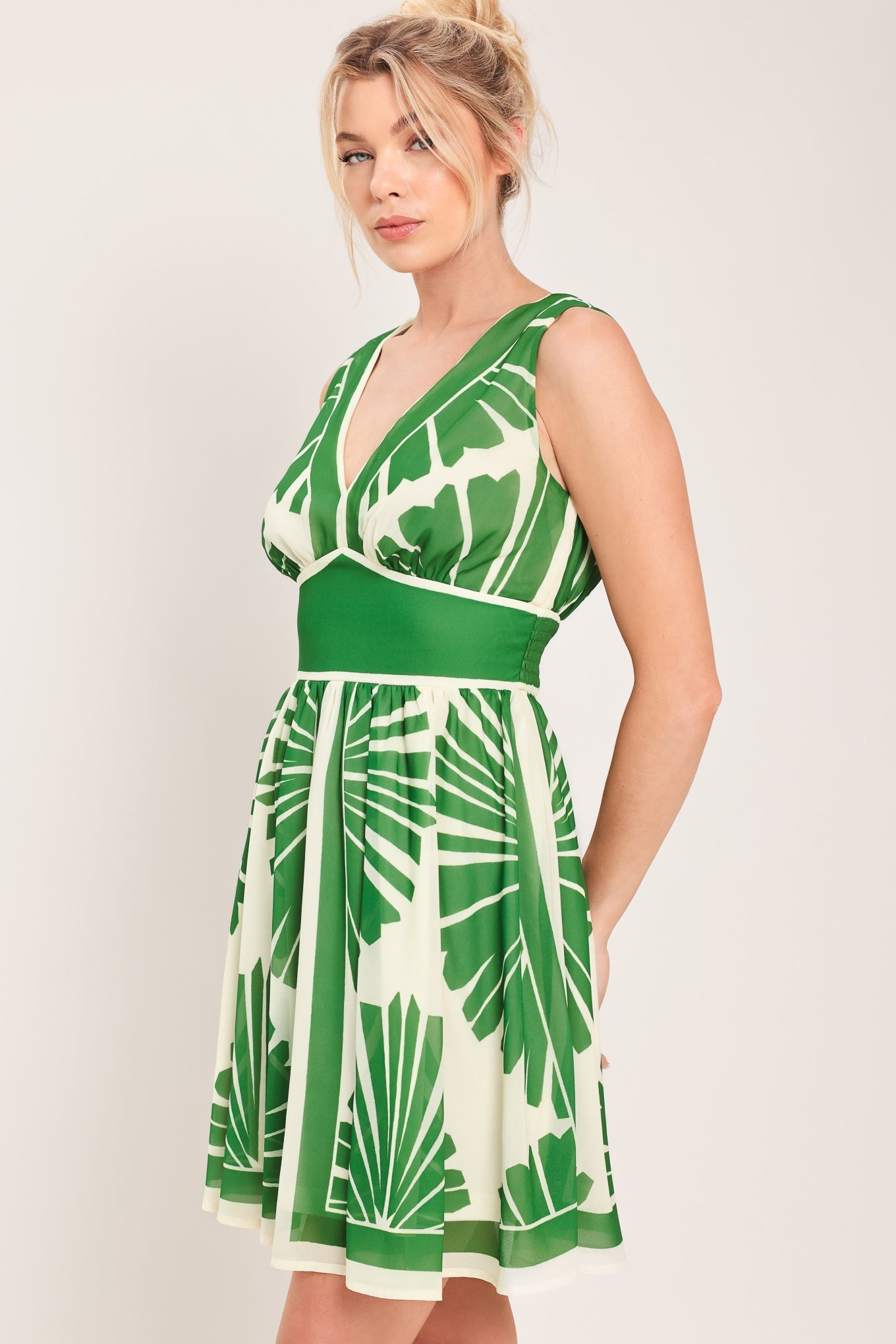 PALM BREEZE GREEN MINI DRESS