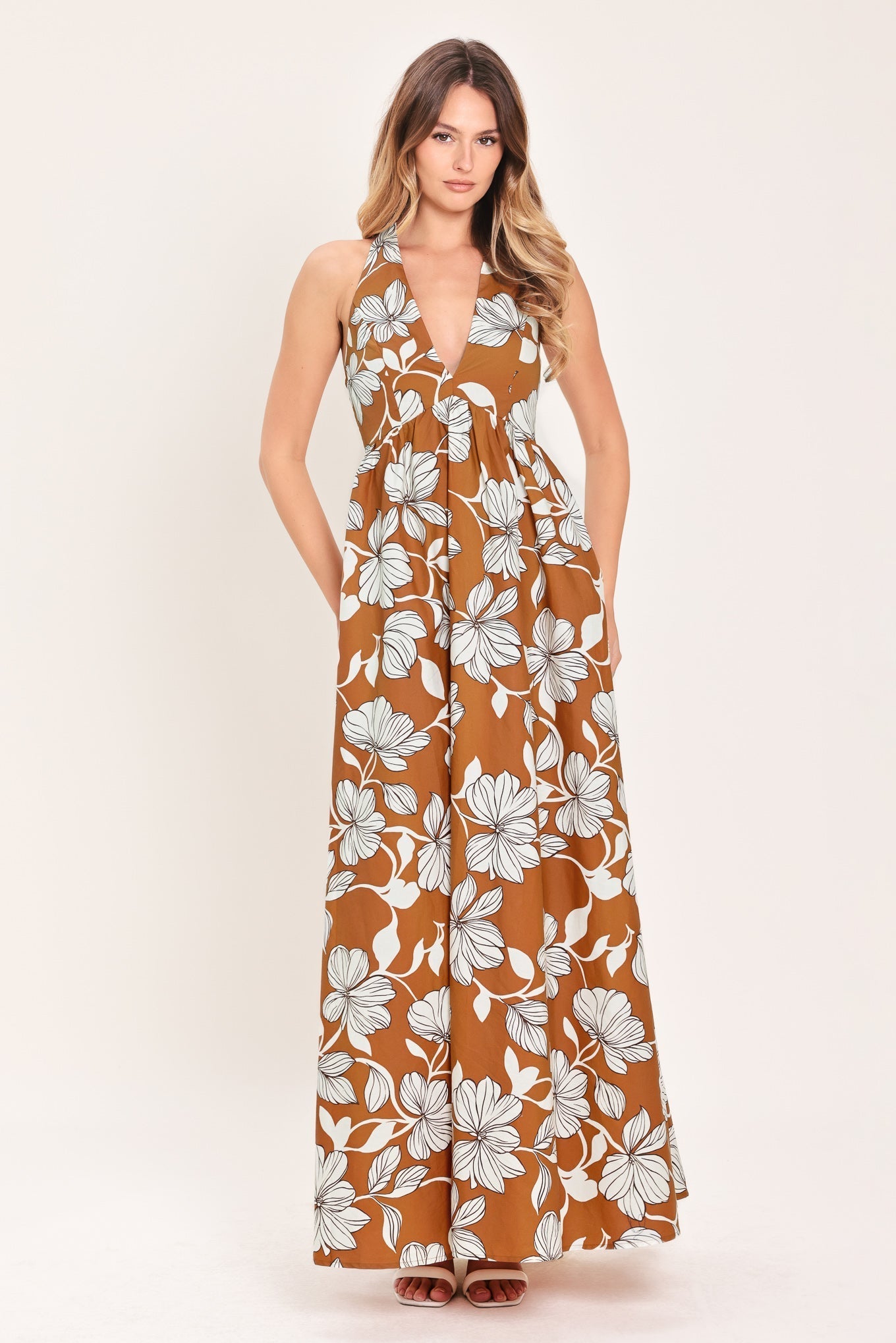 GOLDEN ISLE FLORAL MAXI DRESS