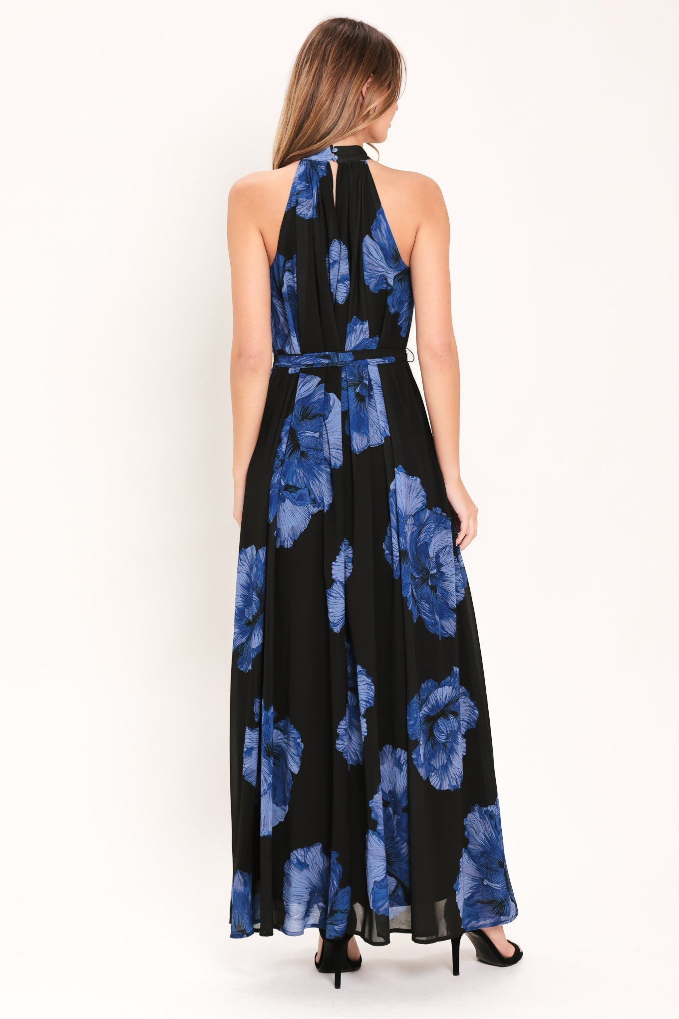EVENING ORCHARD BLUE FLORAL HALTER MAXI DRESS