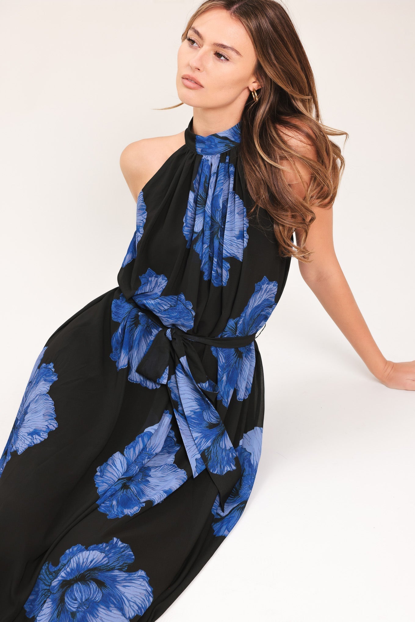 EVENING ORCHARD BLUE FLORAL HALTER MAXI DRESS