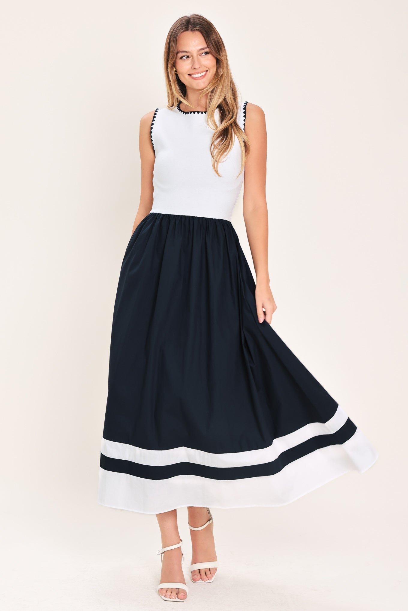 EVERYDAY ELEGANCE NAVY & WHITE MIDI DRESS