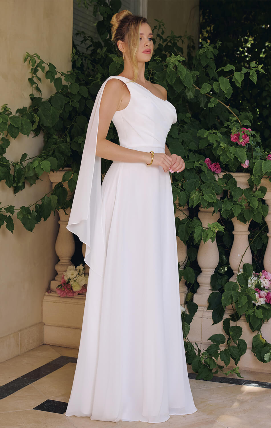 VENUS GOWN OFF-WHITE ONE SHOULDER CHIFFON DRESS