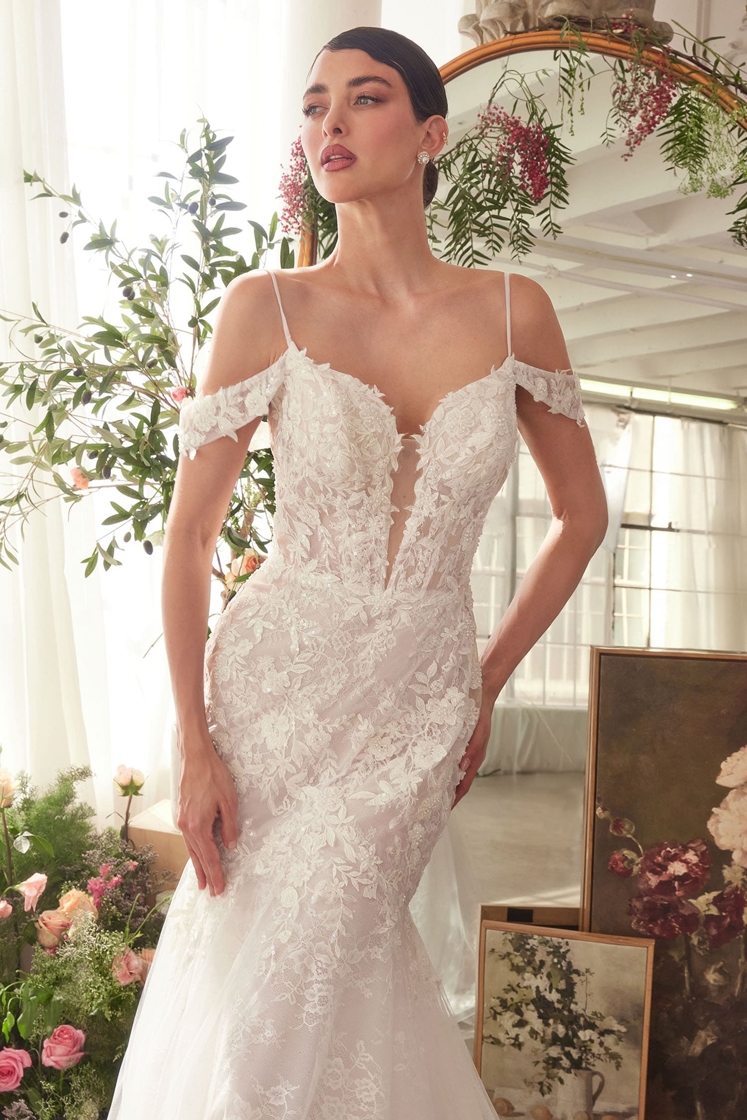 WL051 Fitted Lace Mermaid Wedding Dress Andrea & Leo