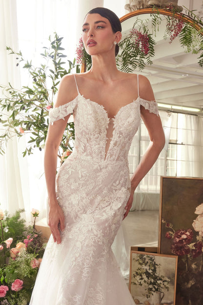 WL051 Fitted Lace Mermaid Wedding Dress Andrea & Leo