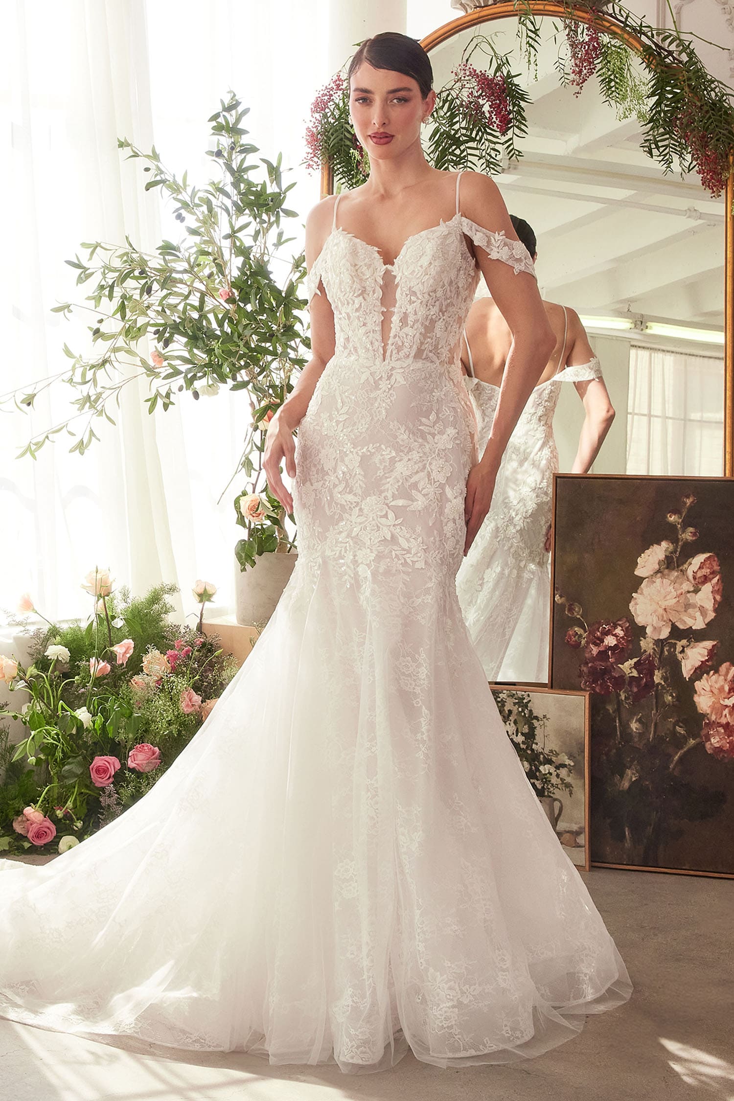 WL051 Fitted Lace Mermaid Wedding Dress Andrea & Leo