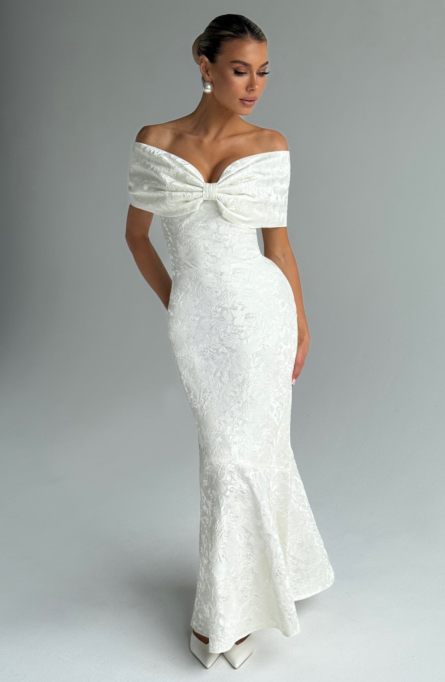 Emberly Maxi Dress Ivory