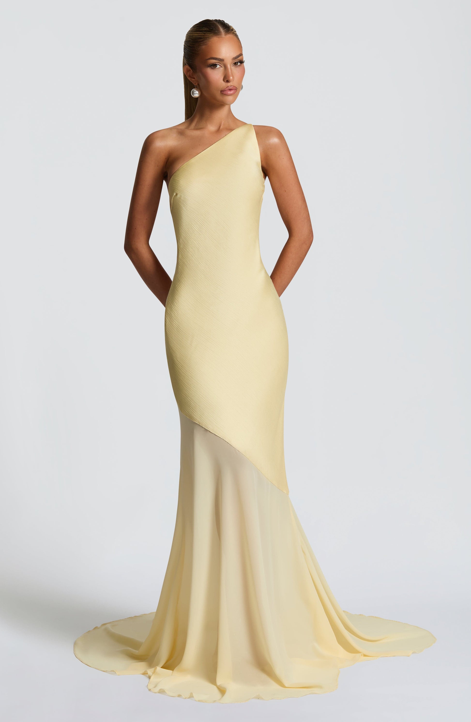 Fable Gown Lemon