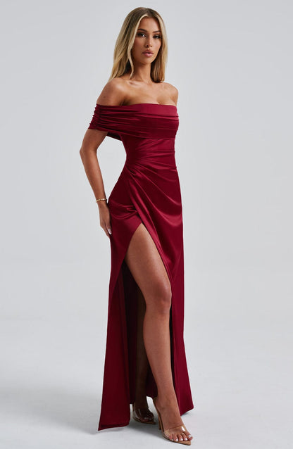 Gwendolyn Maxi Dress Burgundy