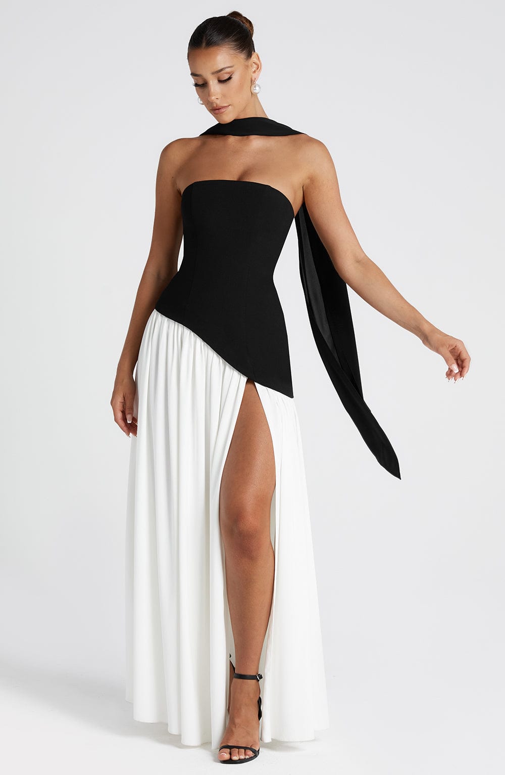 Maliyah Maxi Dress Black/White